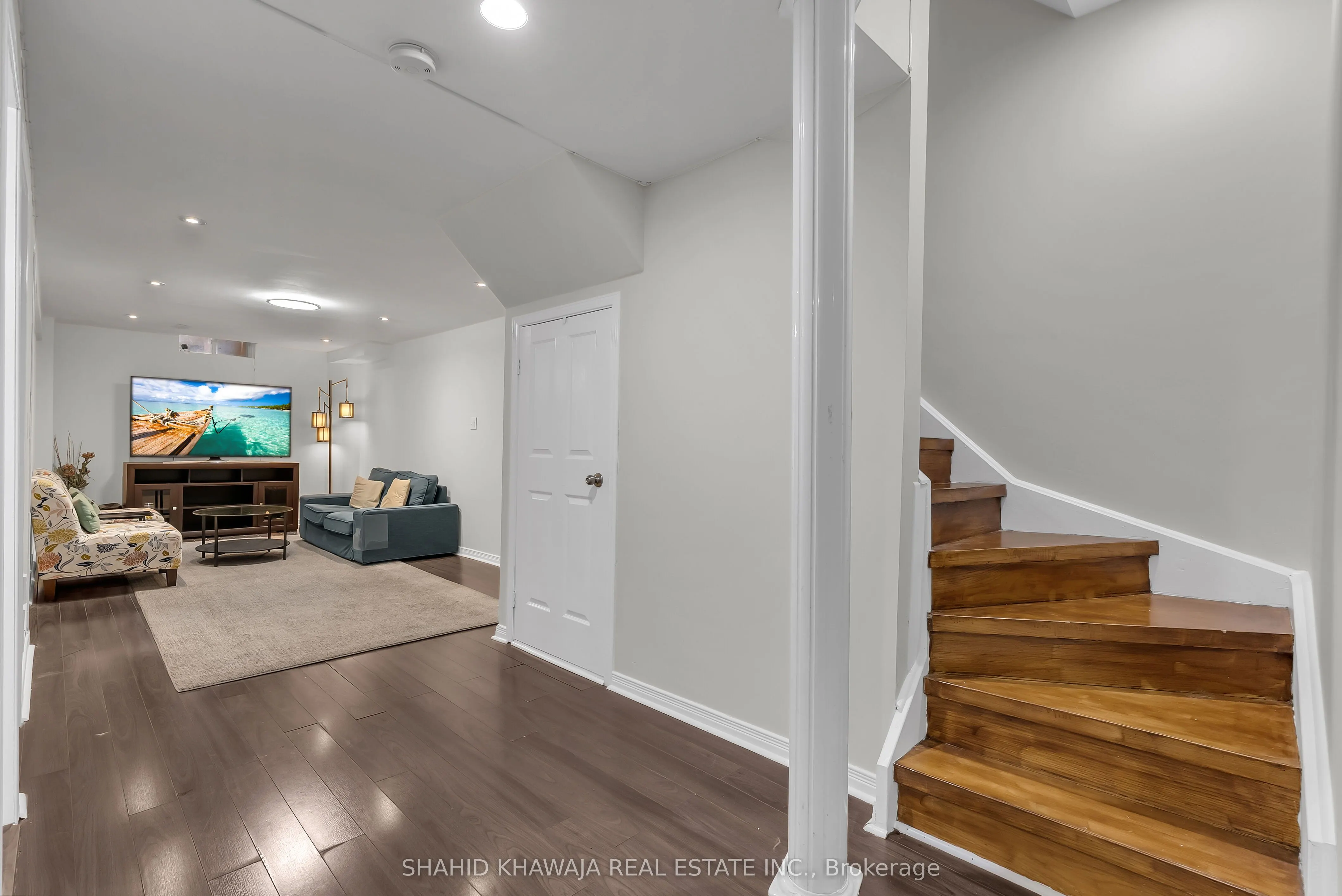 3052 Hawktail Crescent