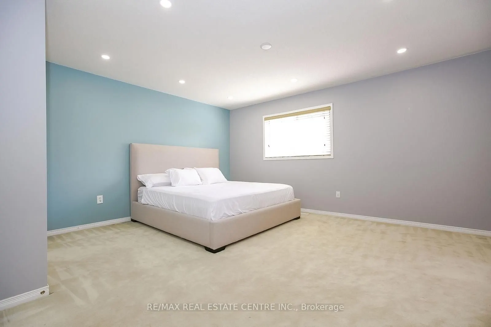 11 Jewel Crescent