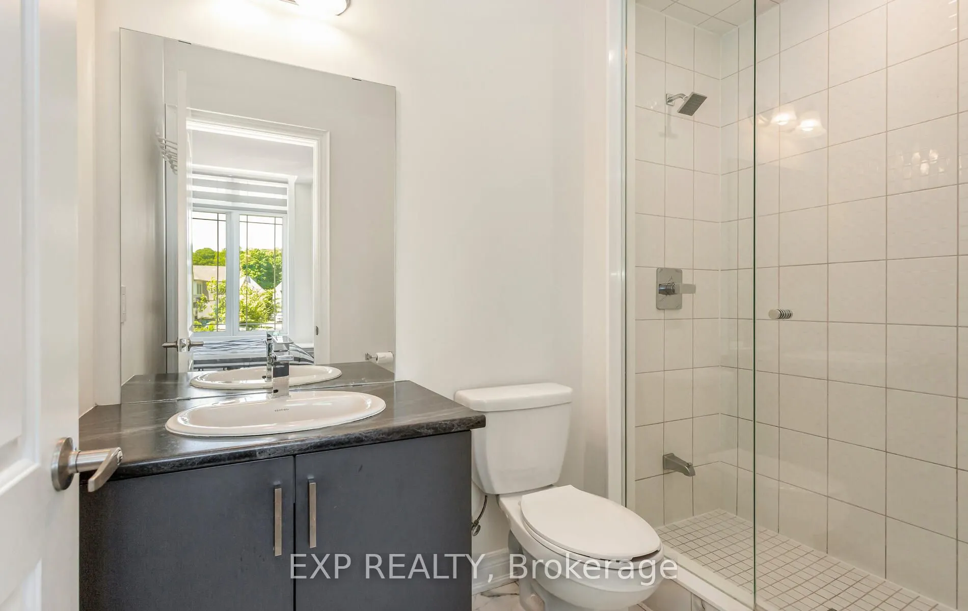 32 Daisy Meadow Crescent