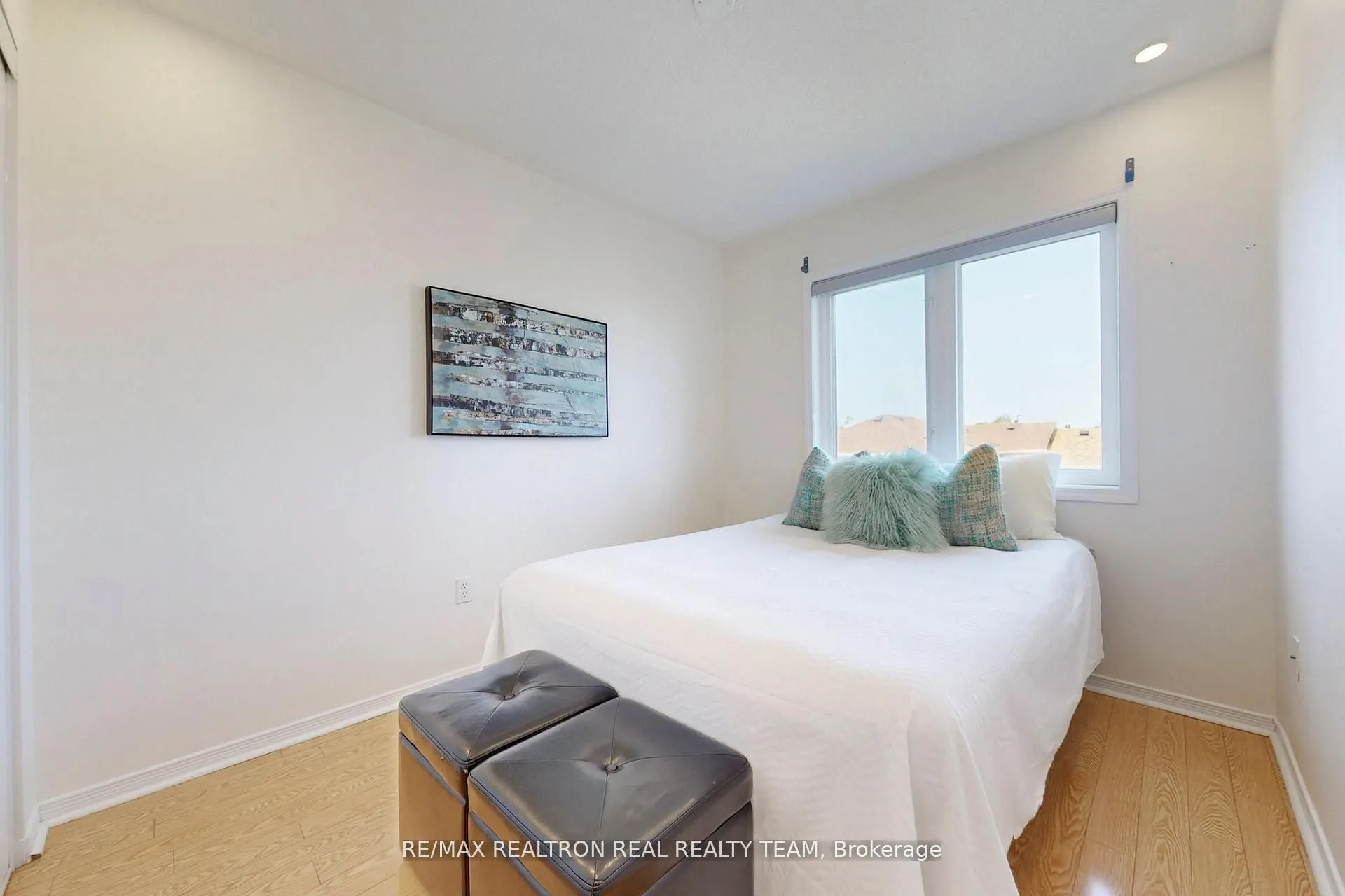 5773 Tiz Road