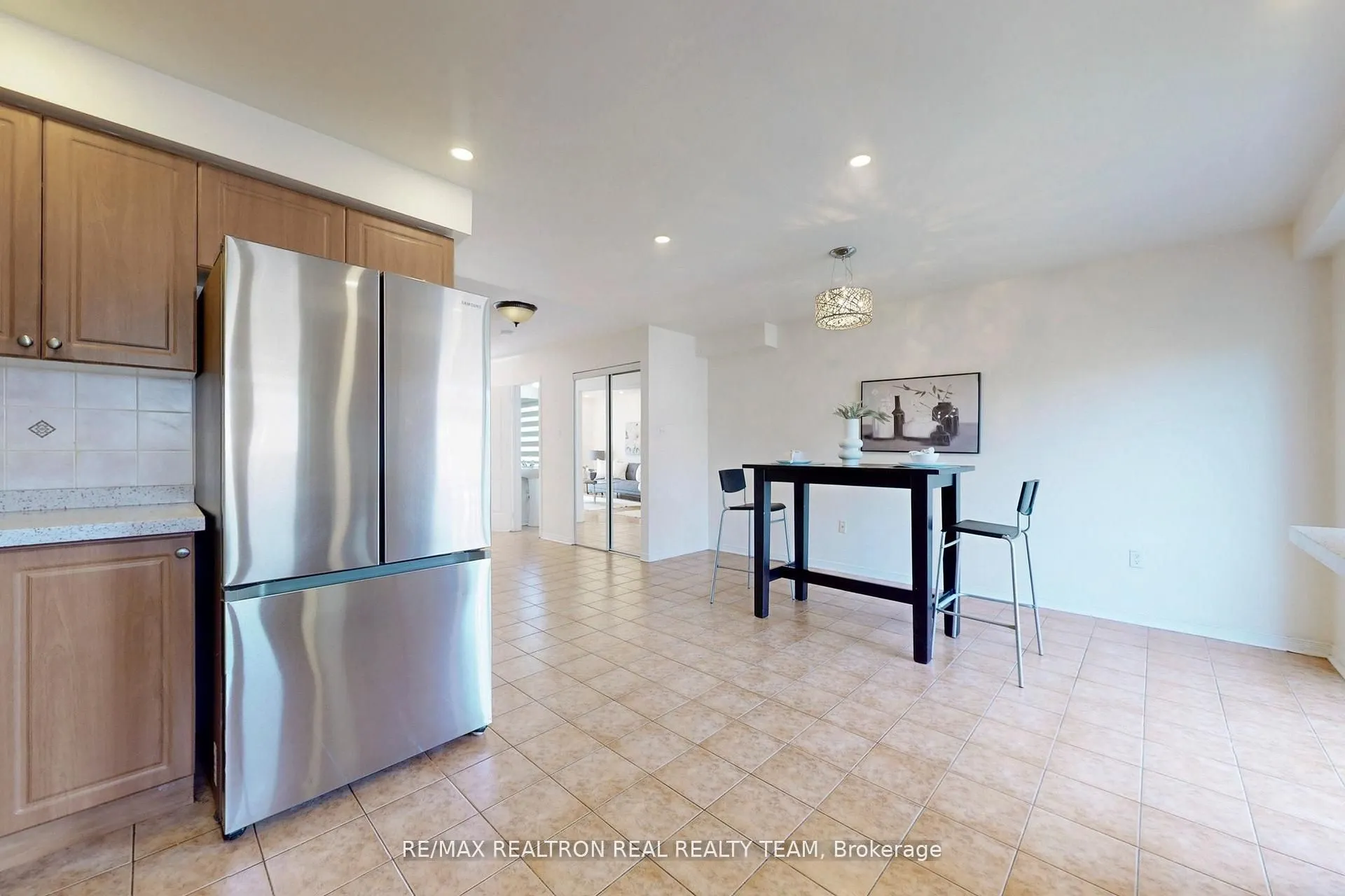 5773 Tiz Road