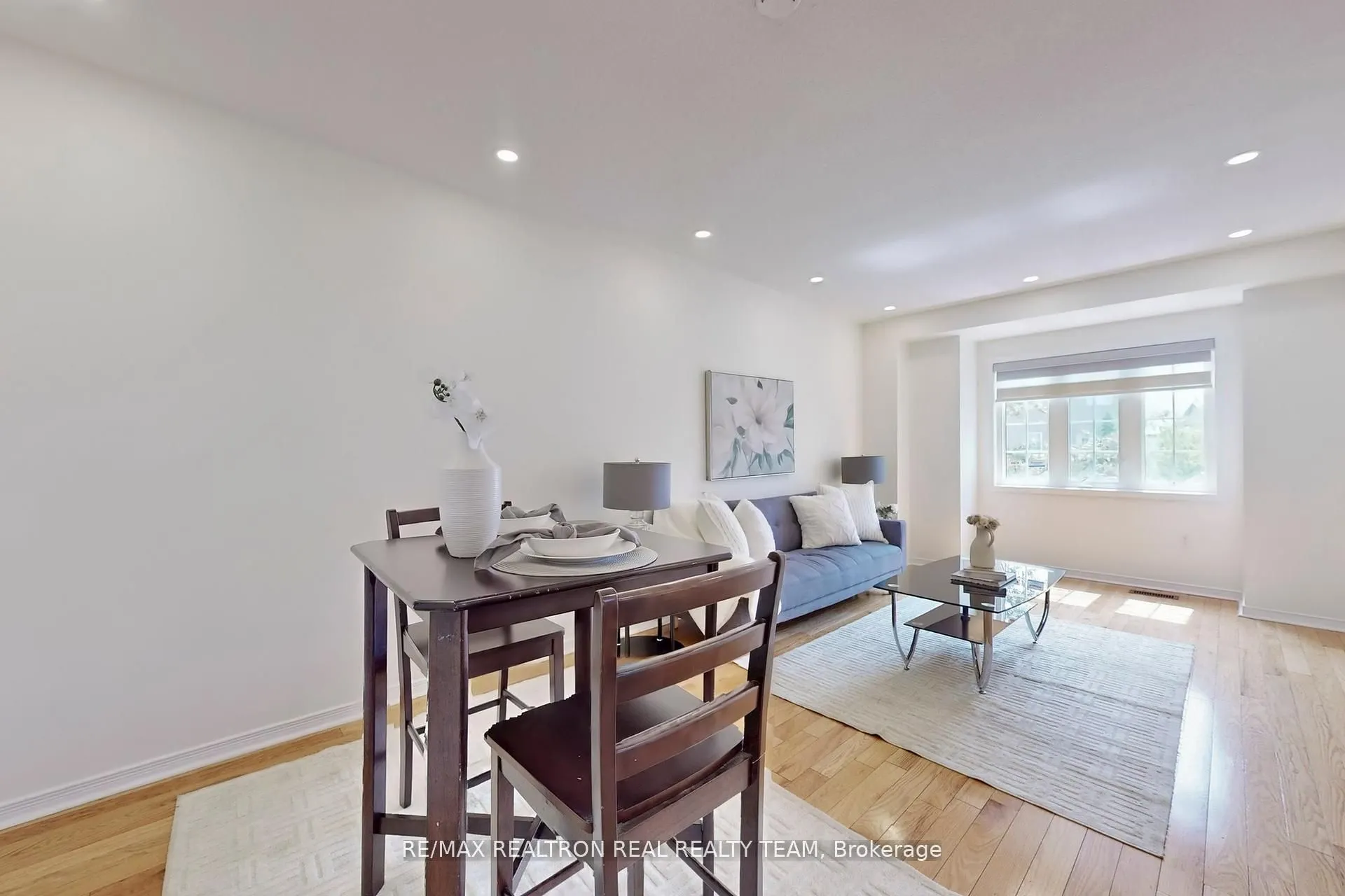5773 Tiz Road