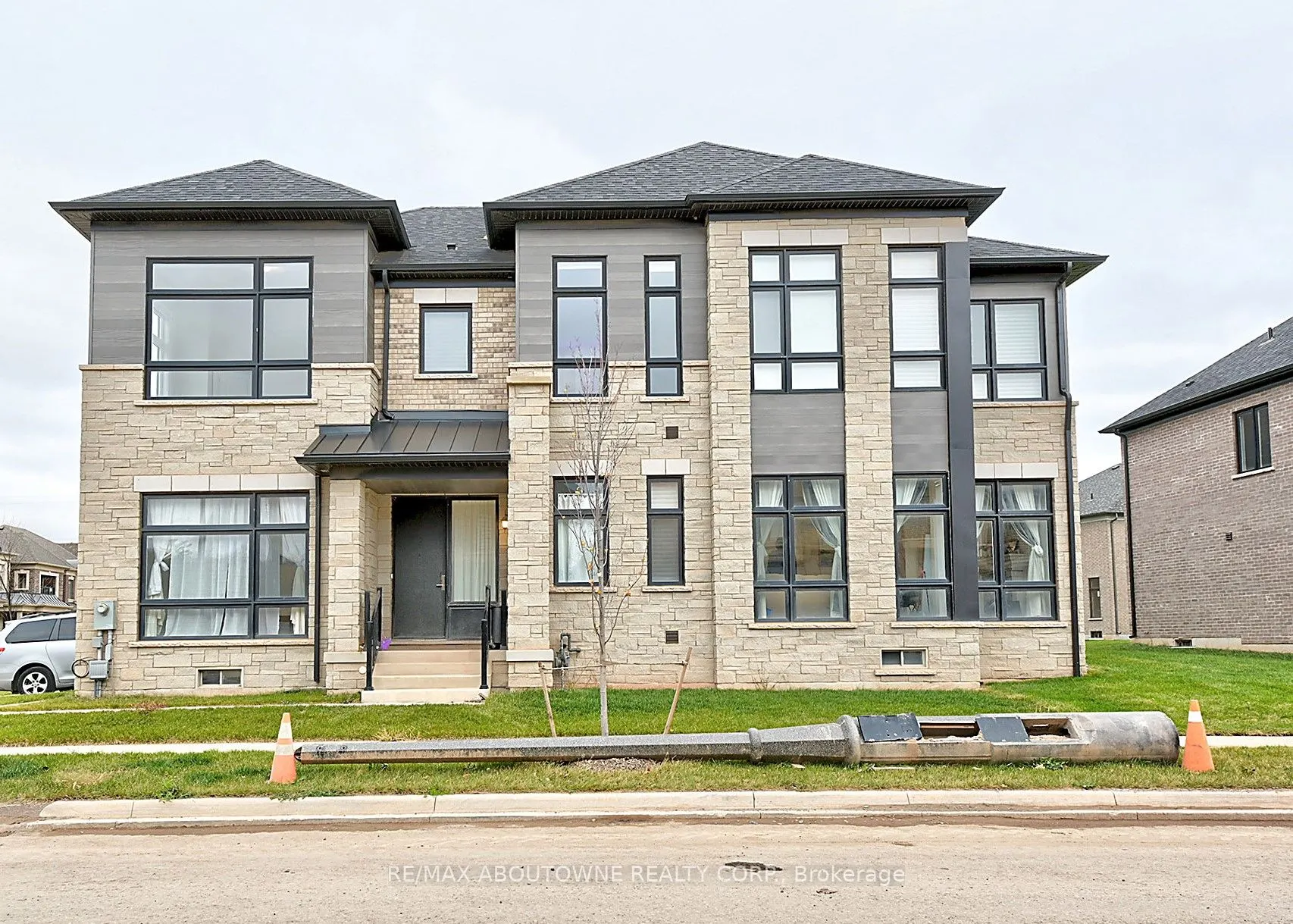 1197 Stag Hollow, #UNIT 1