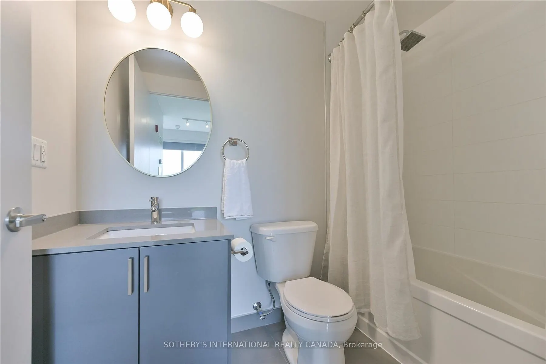 5260 Dundas Street, #410