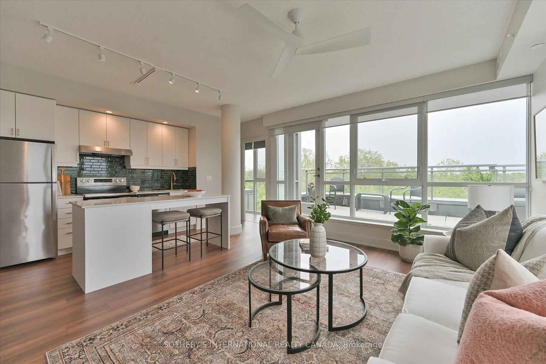 5260 Dundas Street, #410