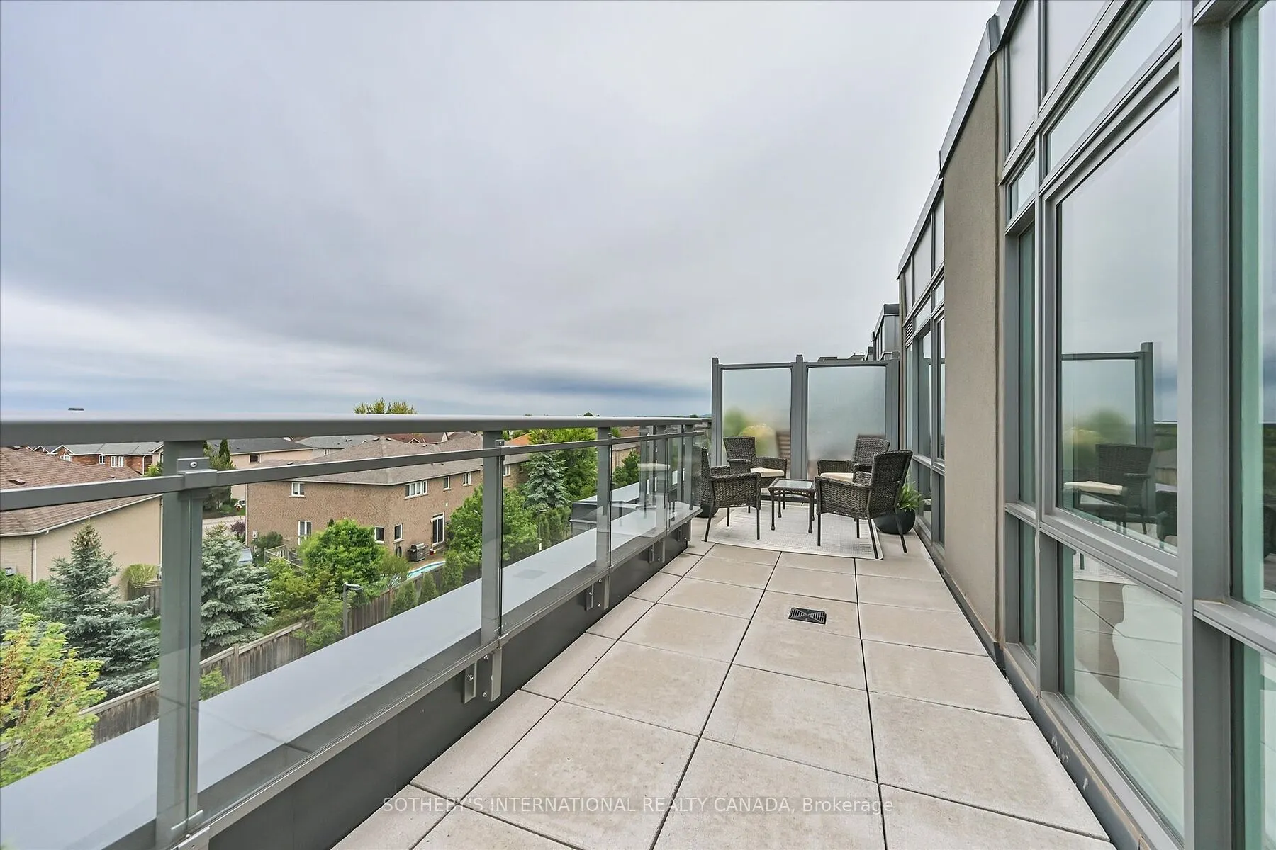 5260 Dundas Street, #410