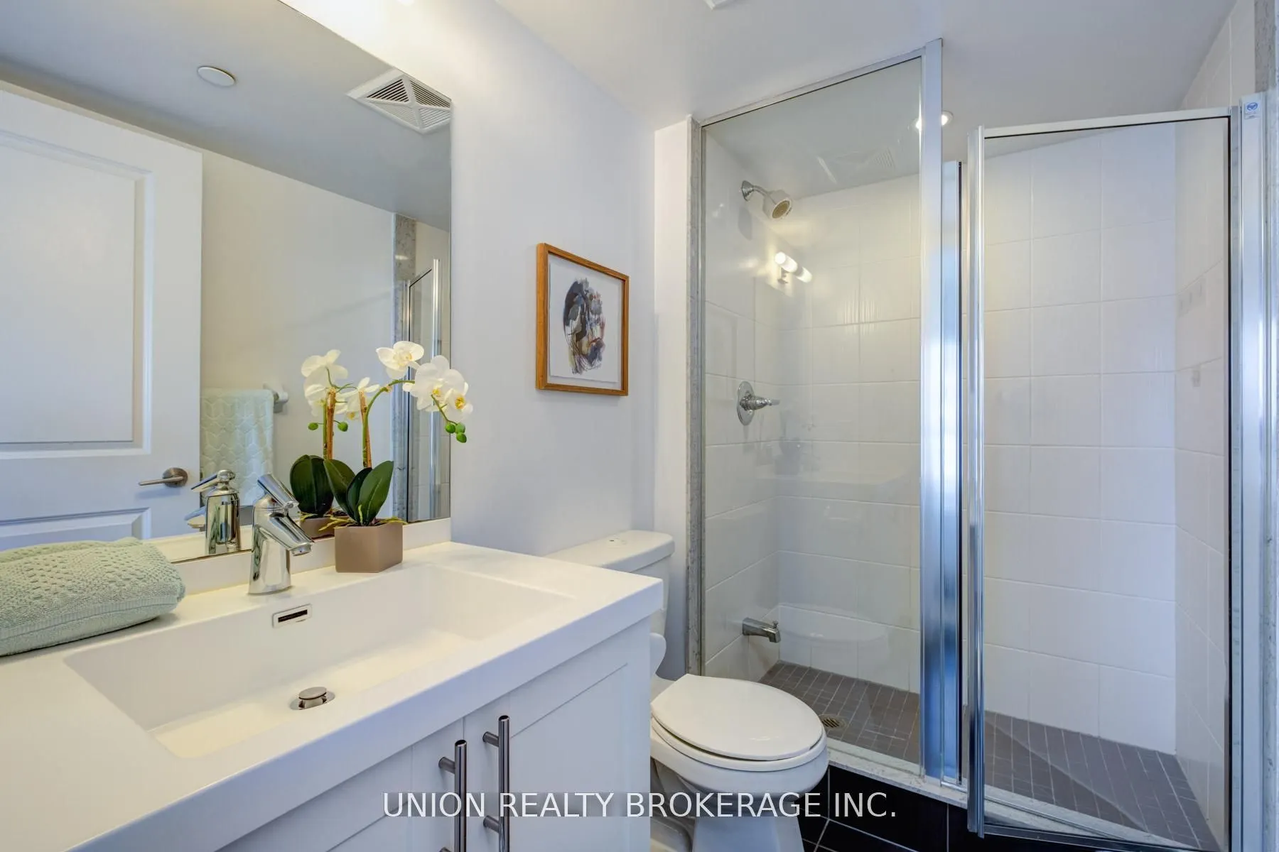 2 Eva Road, #824