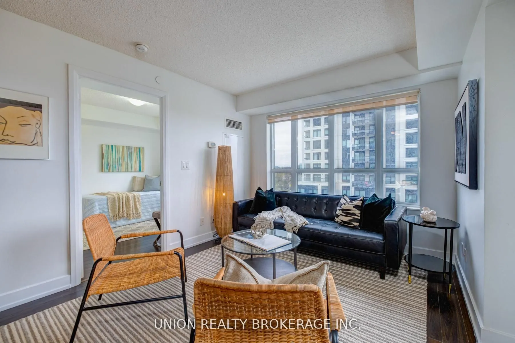 2 Eva Road, #824