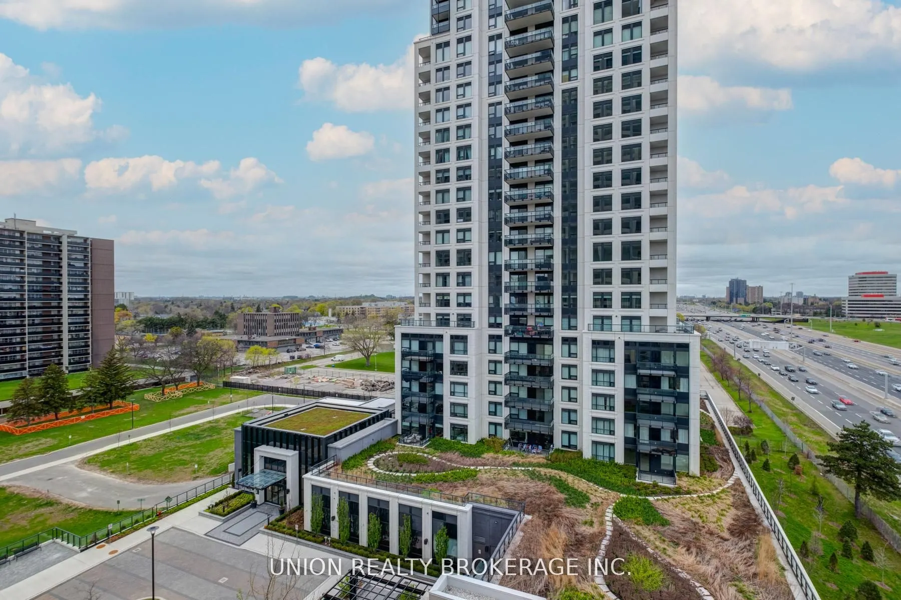 2 Eva Road, #824
