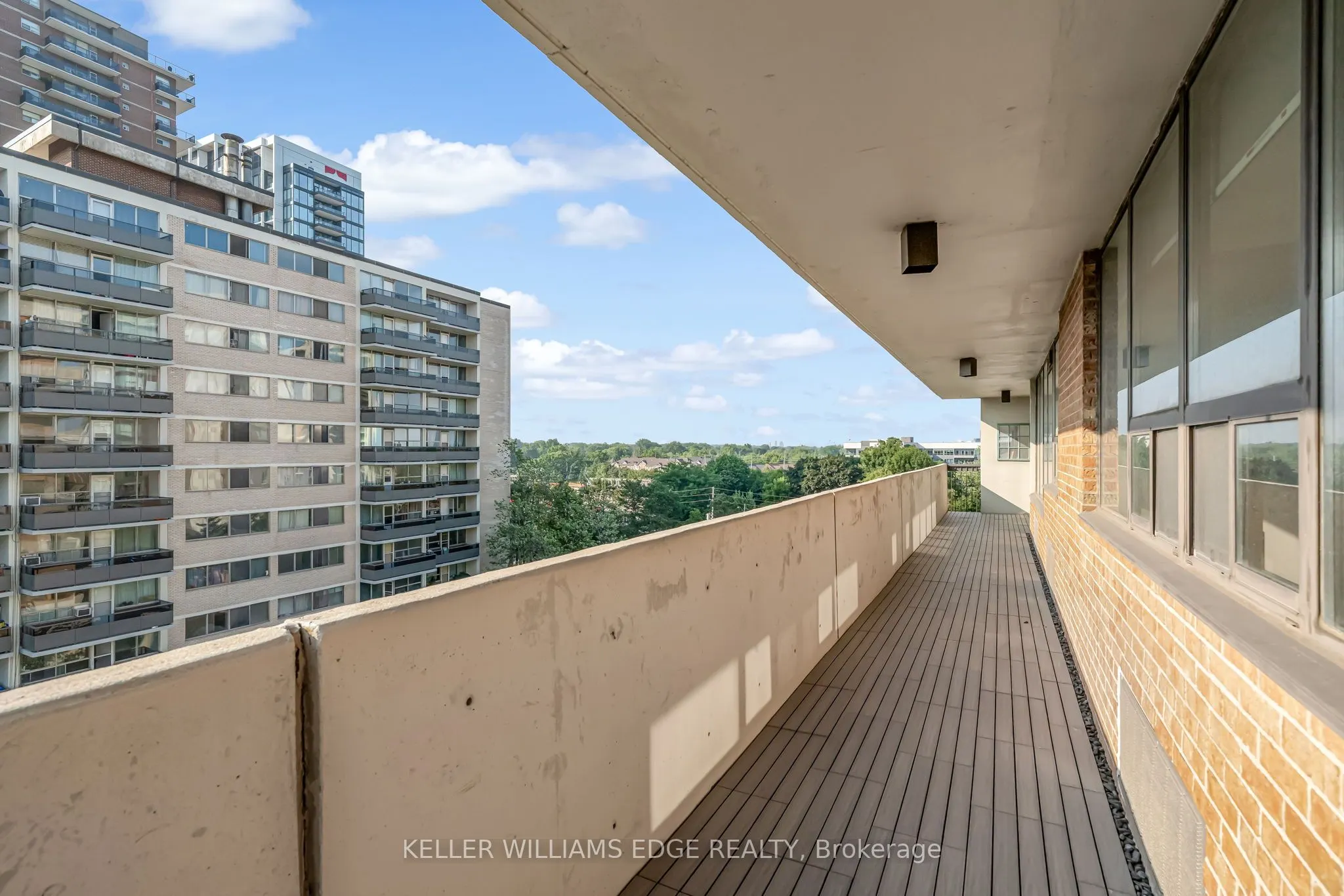 66 High Street E, #904