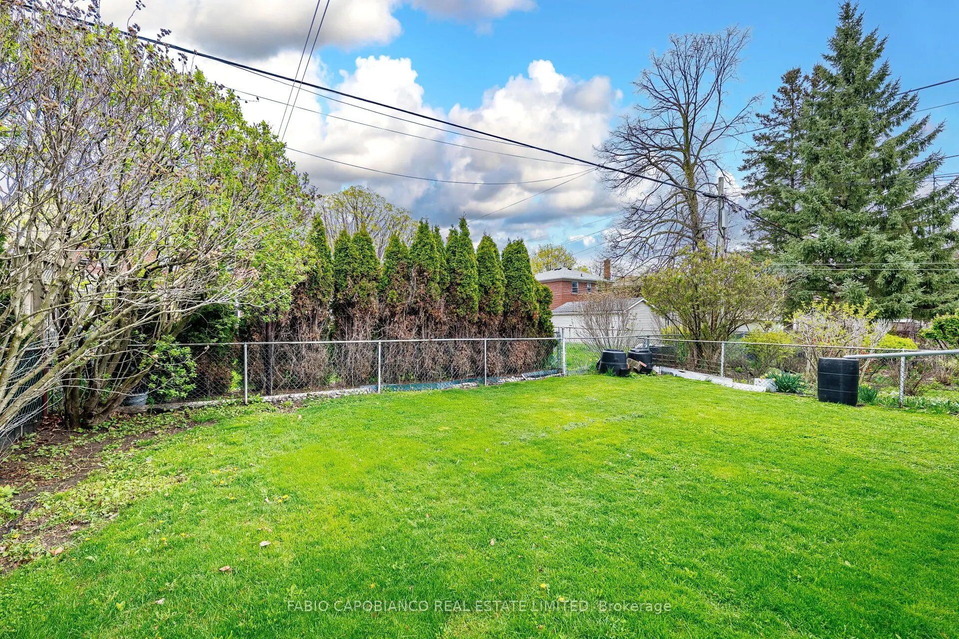 21 Treeview Drive