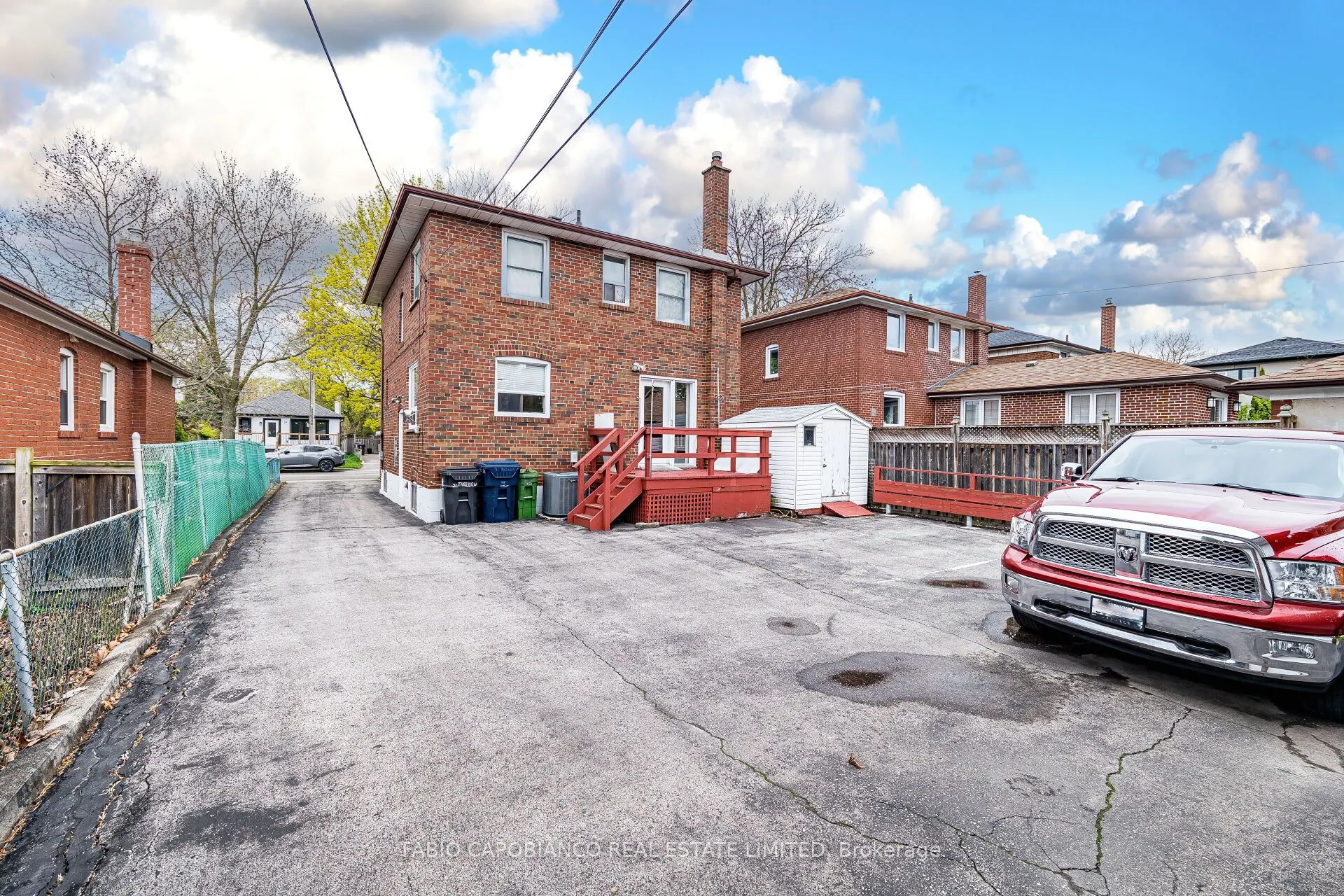 21 Treeview Drive