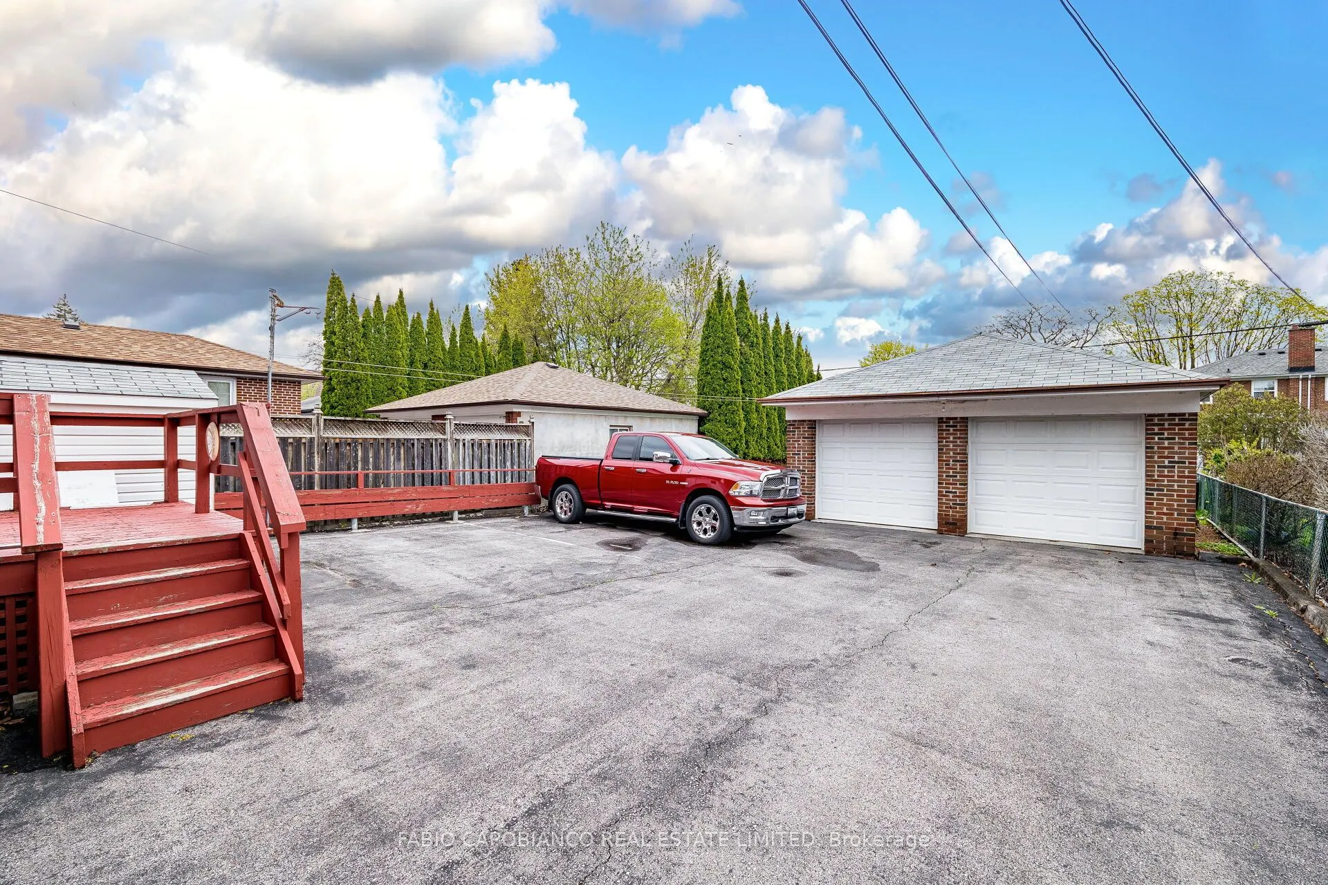 21 Treeview Drive