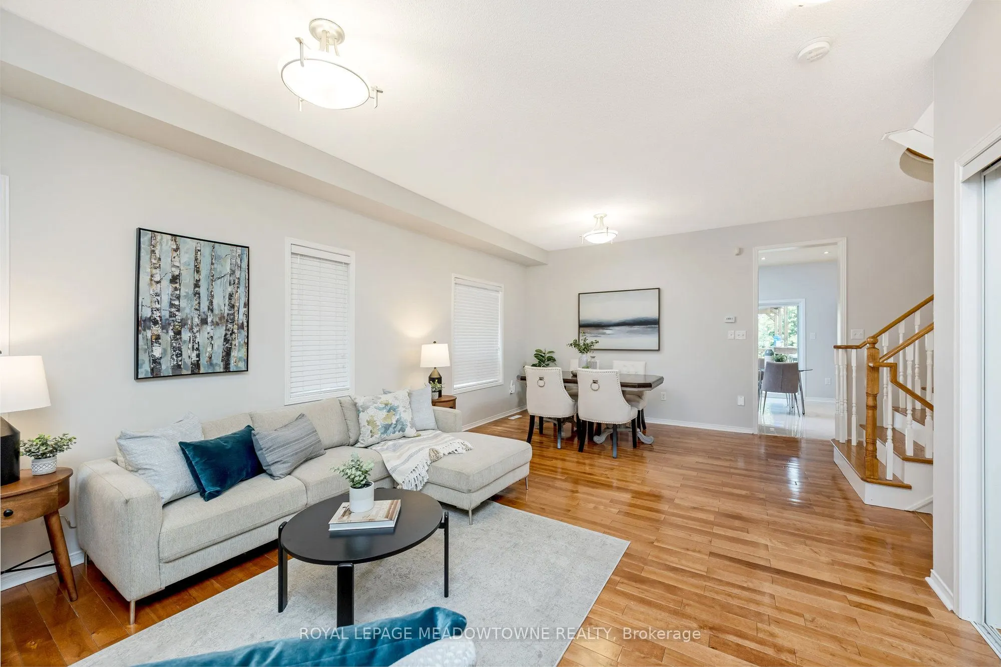 996 Vickerman Way