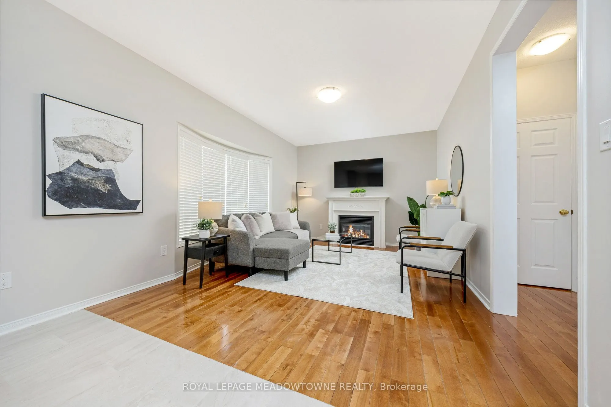 996 Vickerman Way