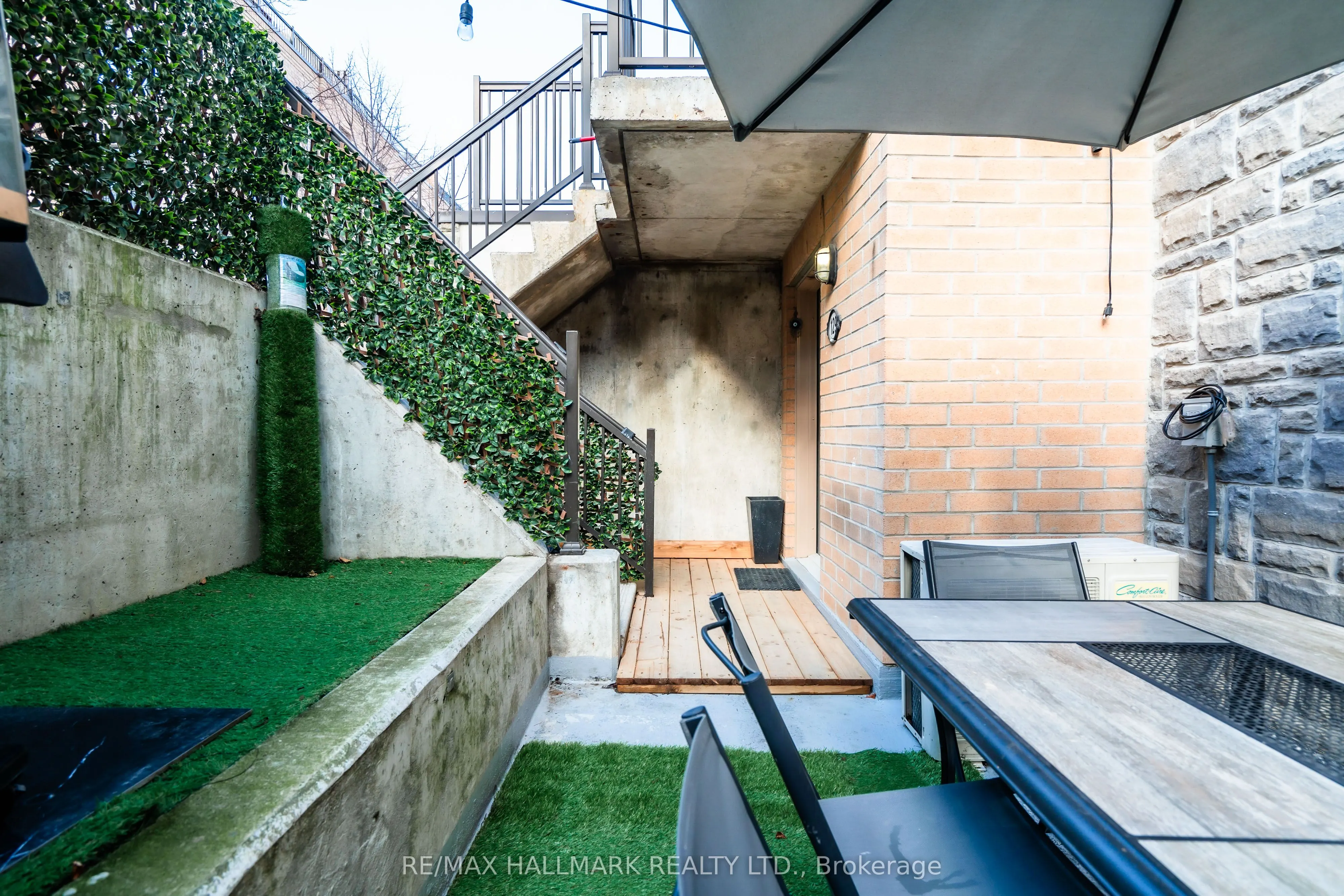 11 Foundry Avenue, #129