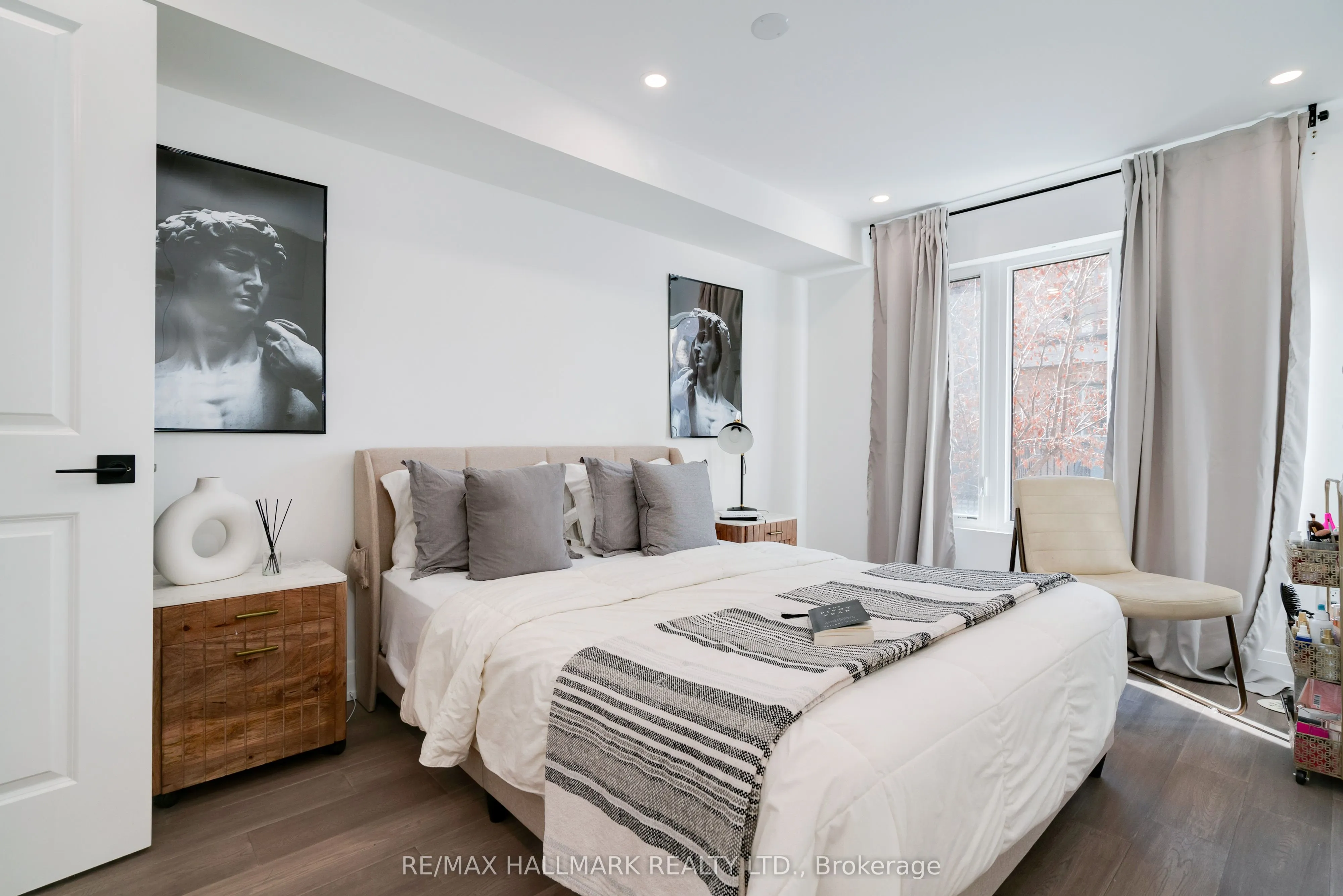 11 Foundry Avenue, #129