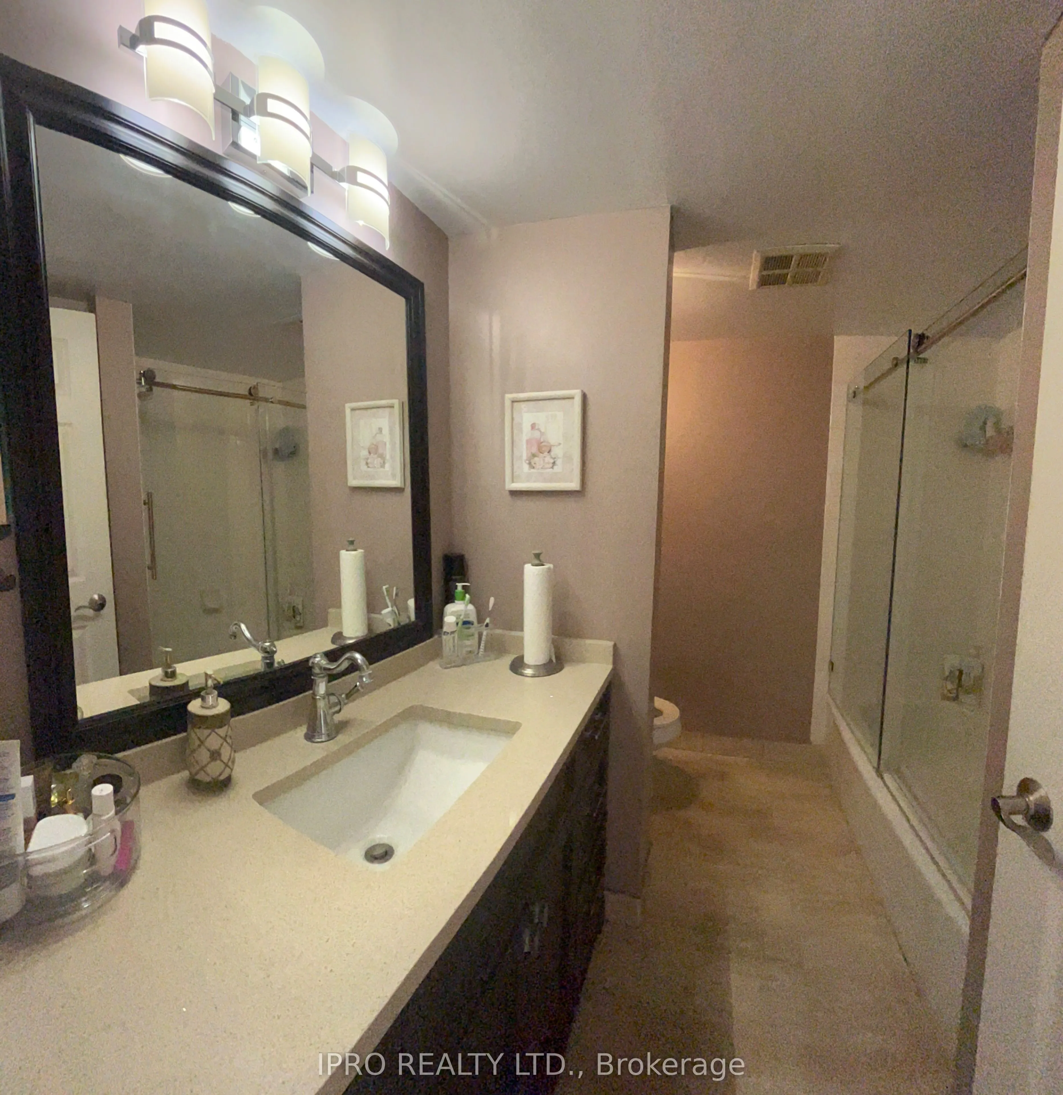 45 Kingsbridge Garden Circle, #2805