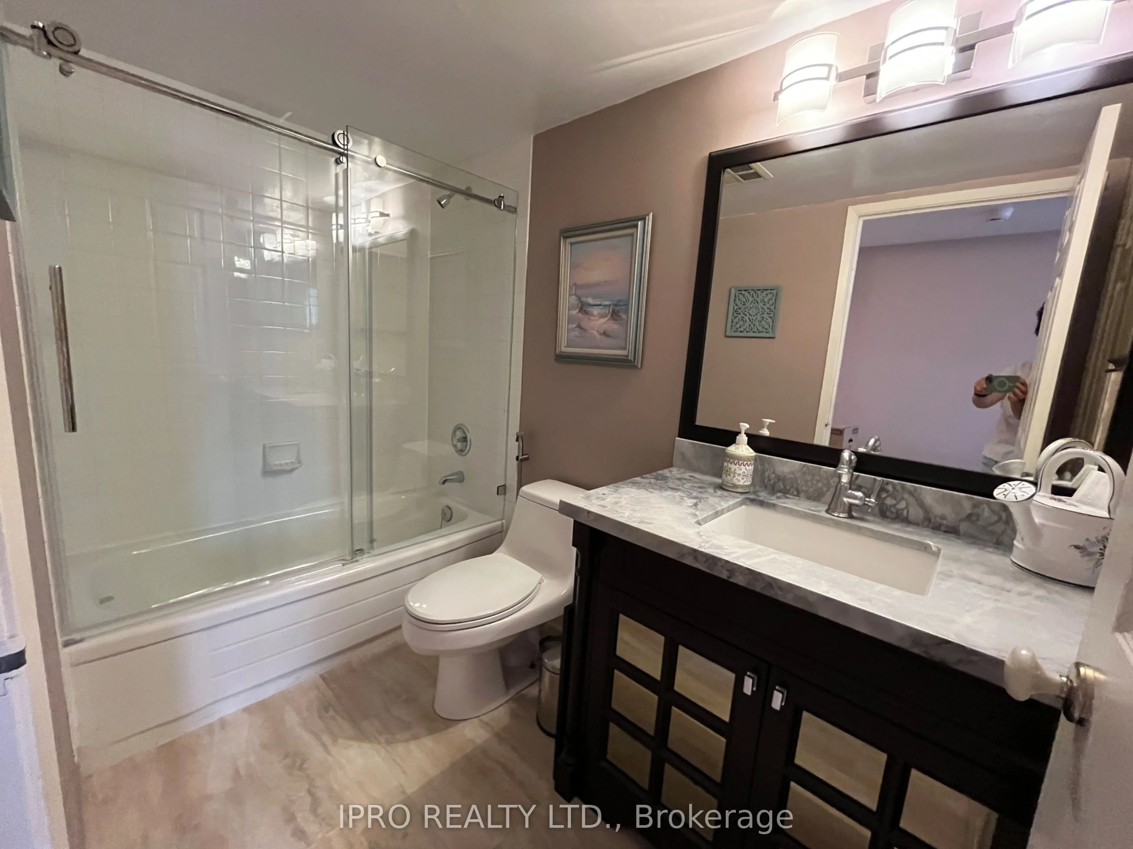 45 Kingsbridge Garden Circle, #2805