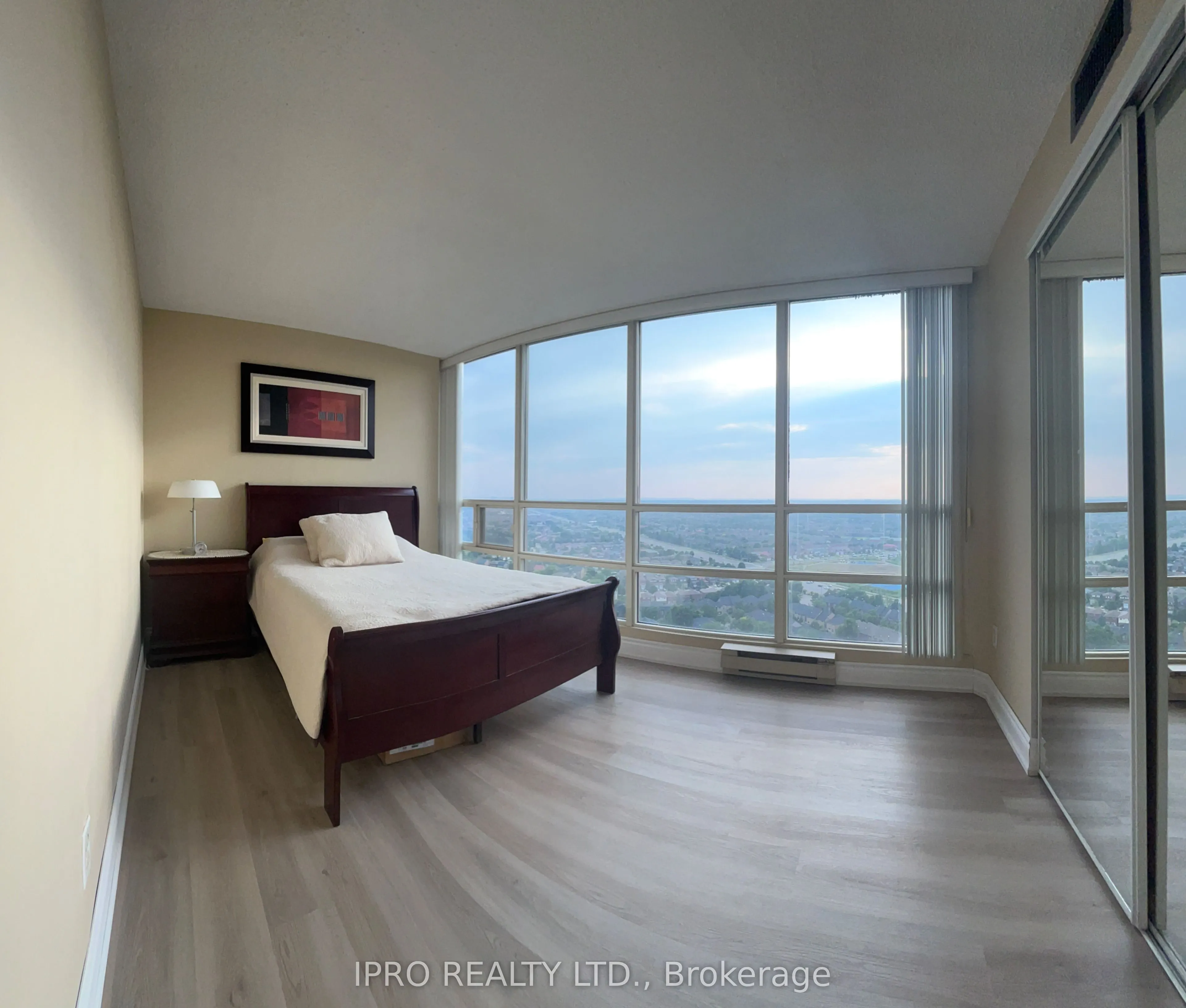 45 Kingsbridge Garden Circle, #2805