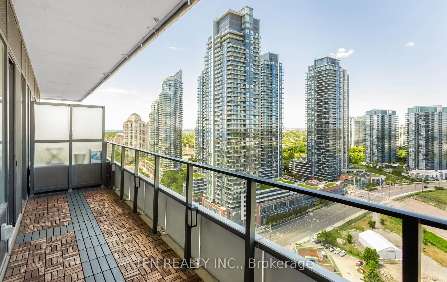 30 Shore Breeze Drive, #2022