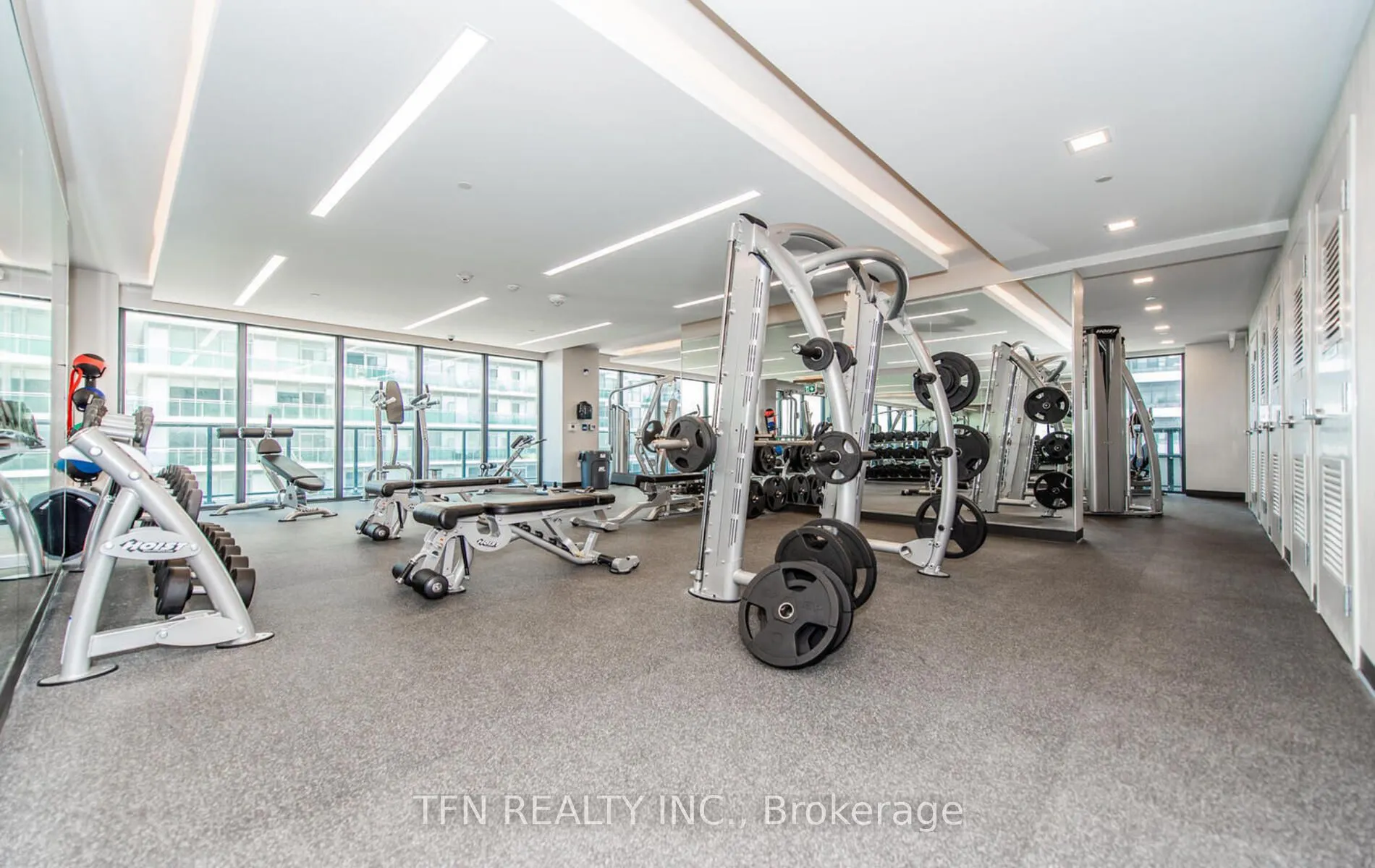 30 Shore Breeze Drive, #2022