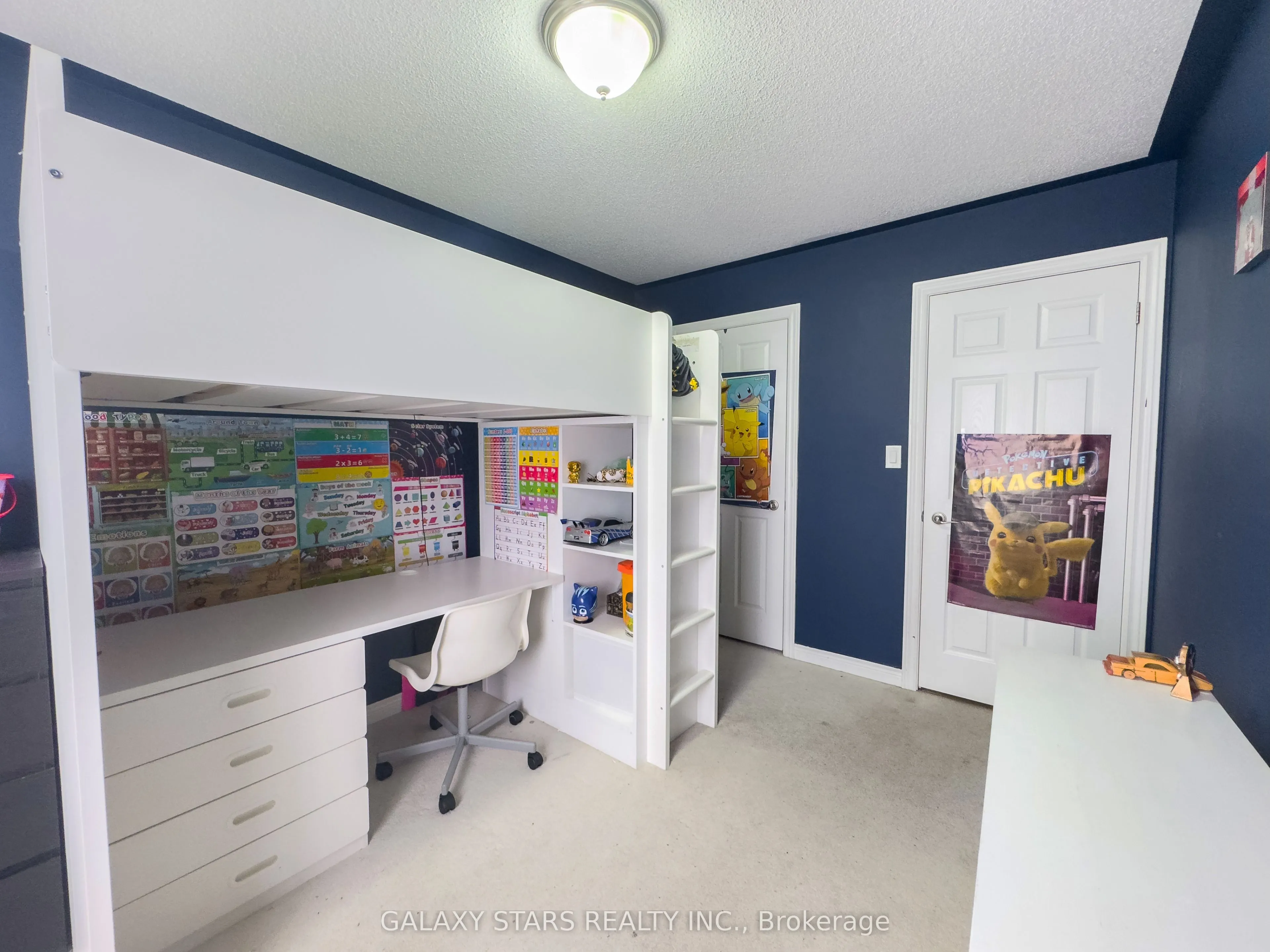 5 Aspenview Avenue