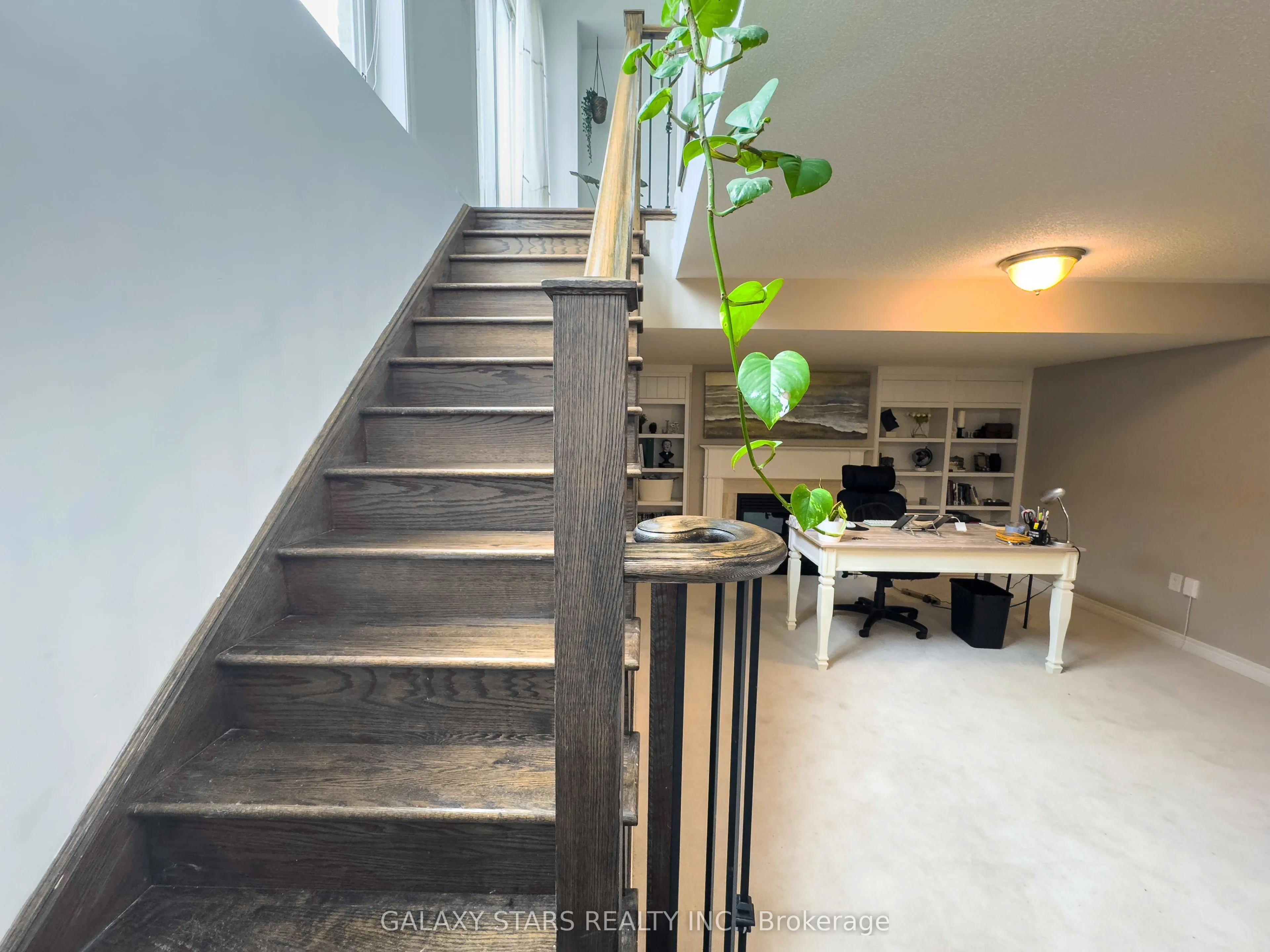 5 Aspenview Avenue
