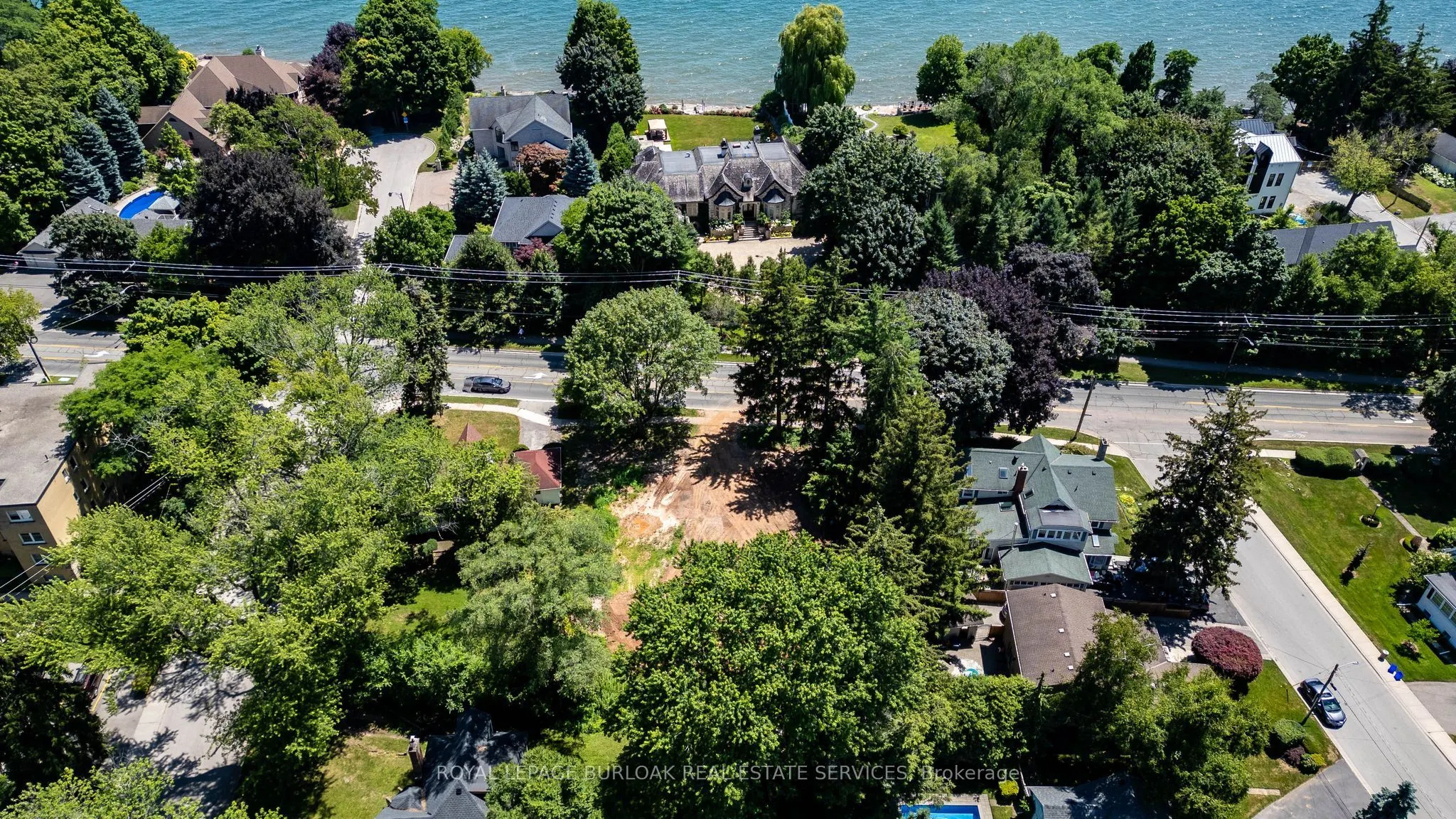 2381 Lakeshore Road