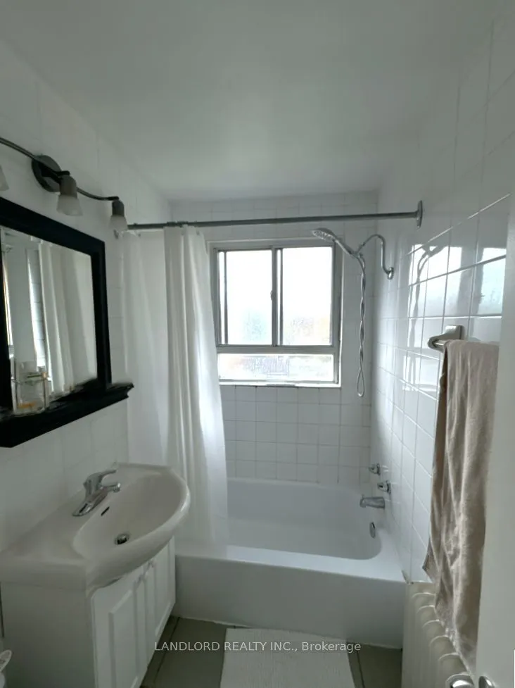 2696 Lake Shore Boulevard W, #12