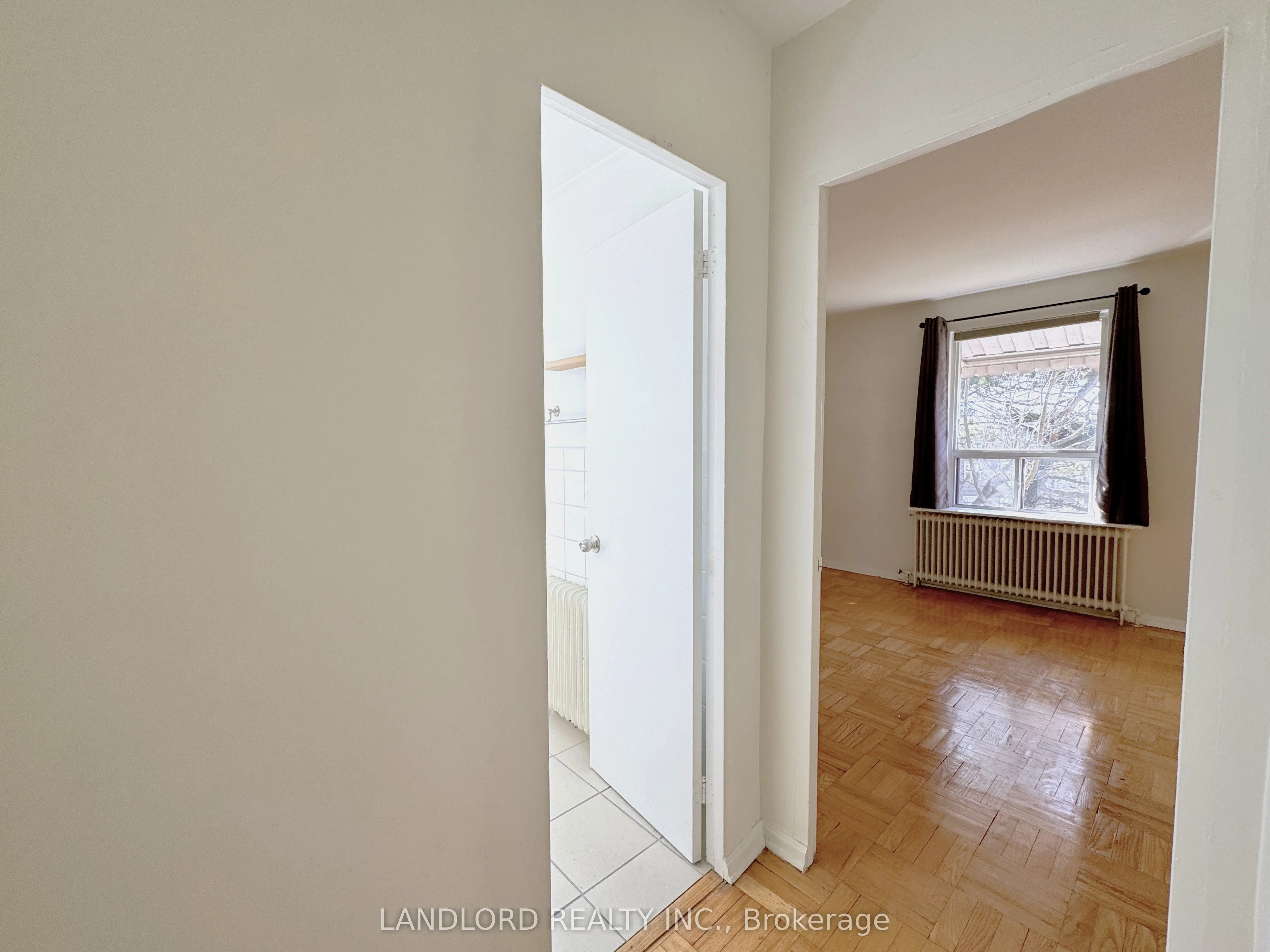 2696 Lake Shore Boulevard W, #12