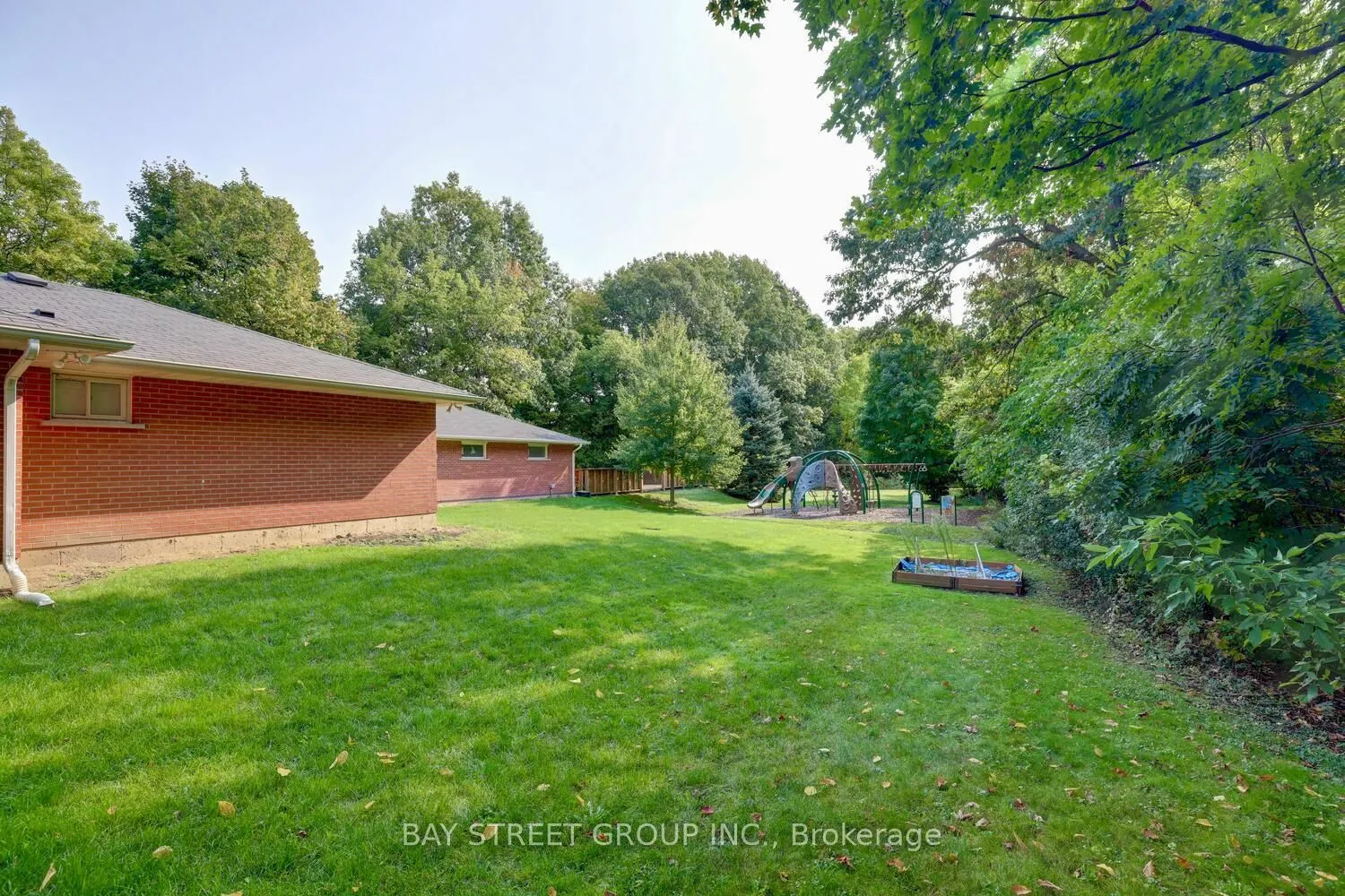 1751 Queen Street W