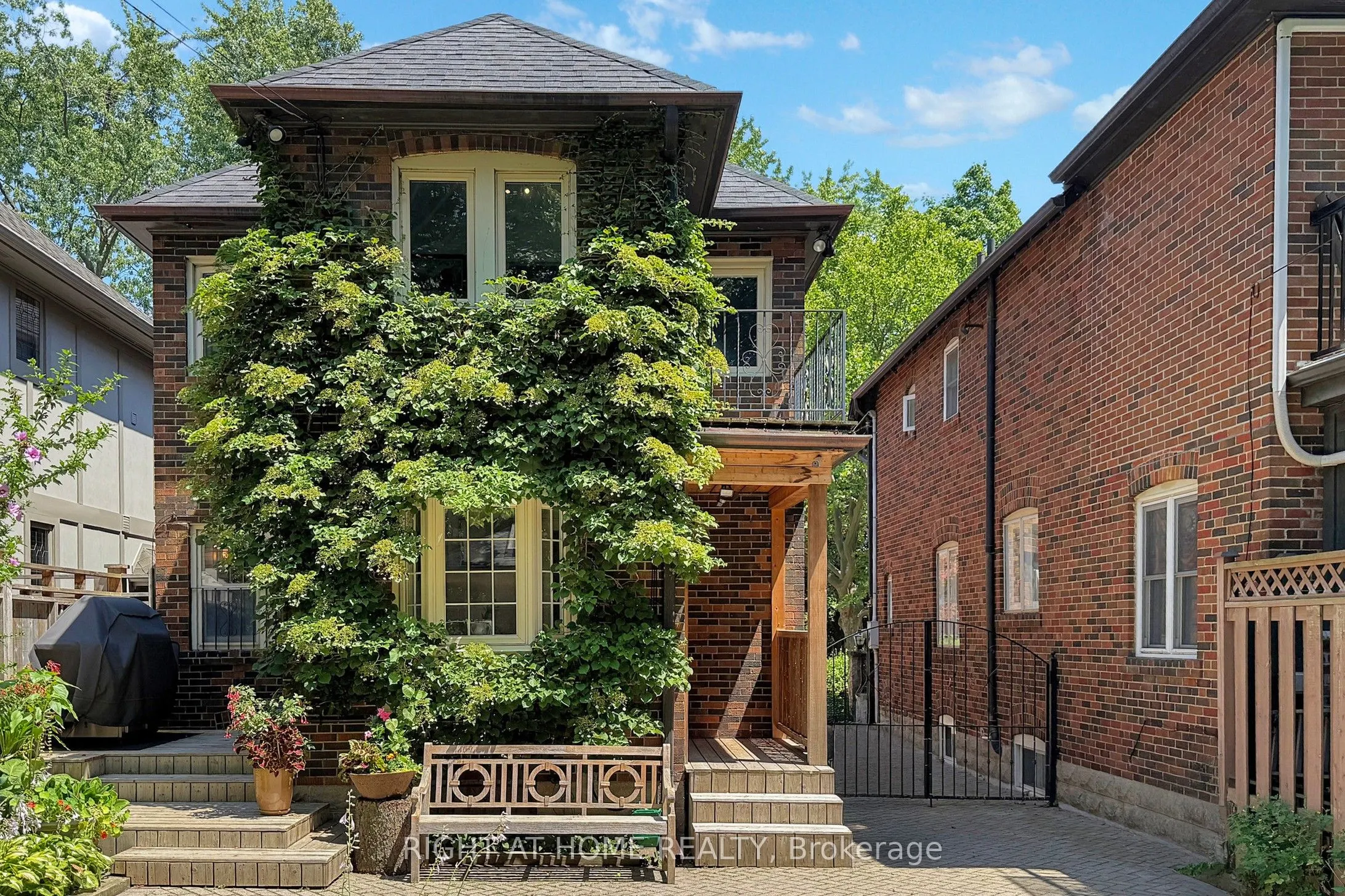 46 Jackson Avenue