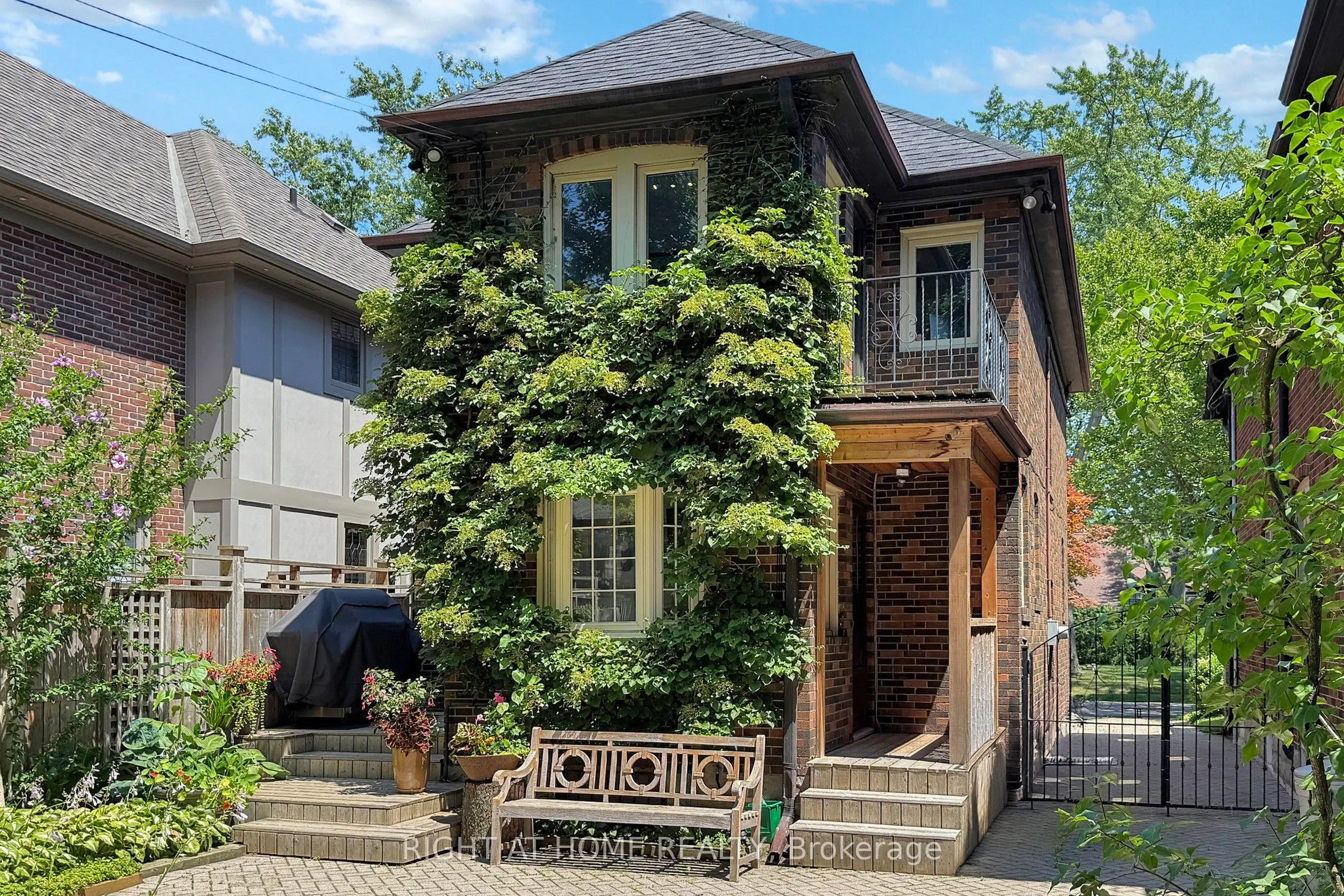46 Jackson Avenue