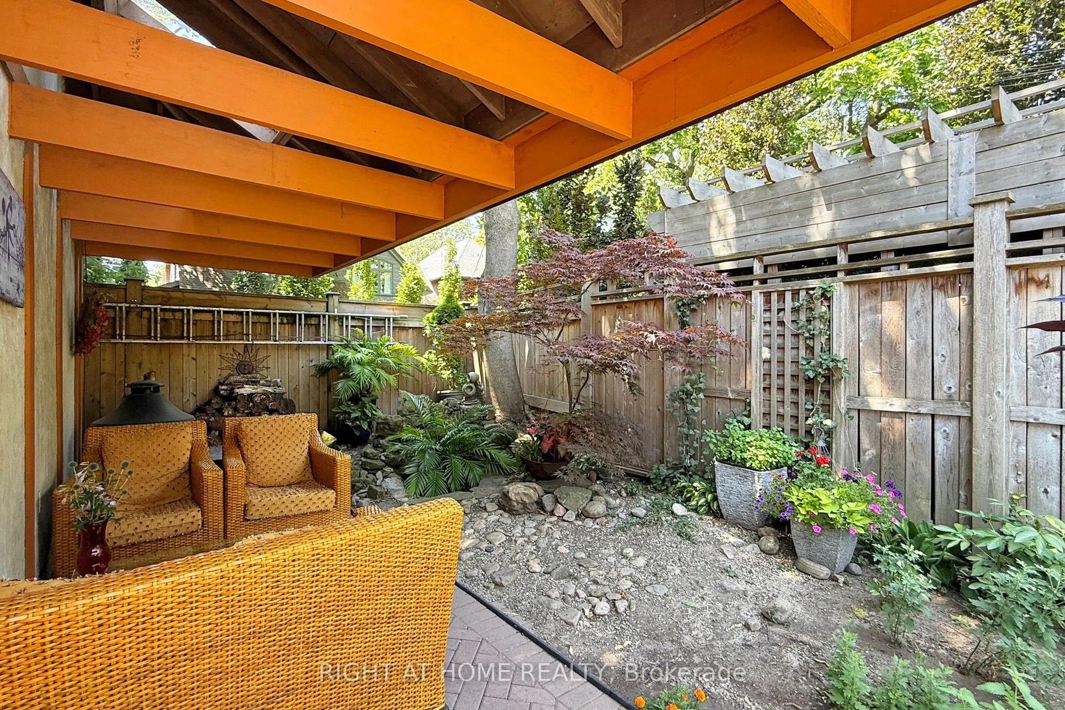 46 Jackson Avenue