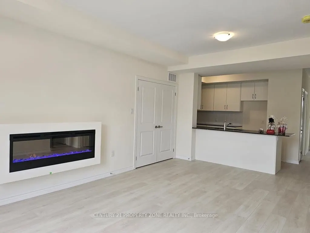 25 Knotsberry Circle, #81