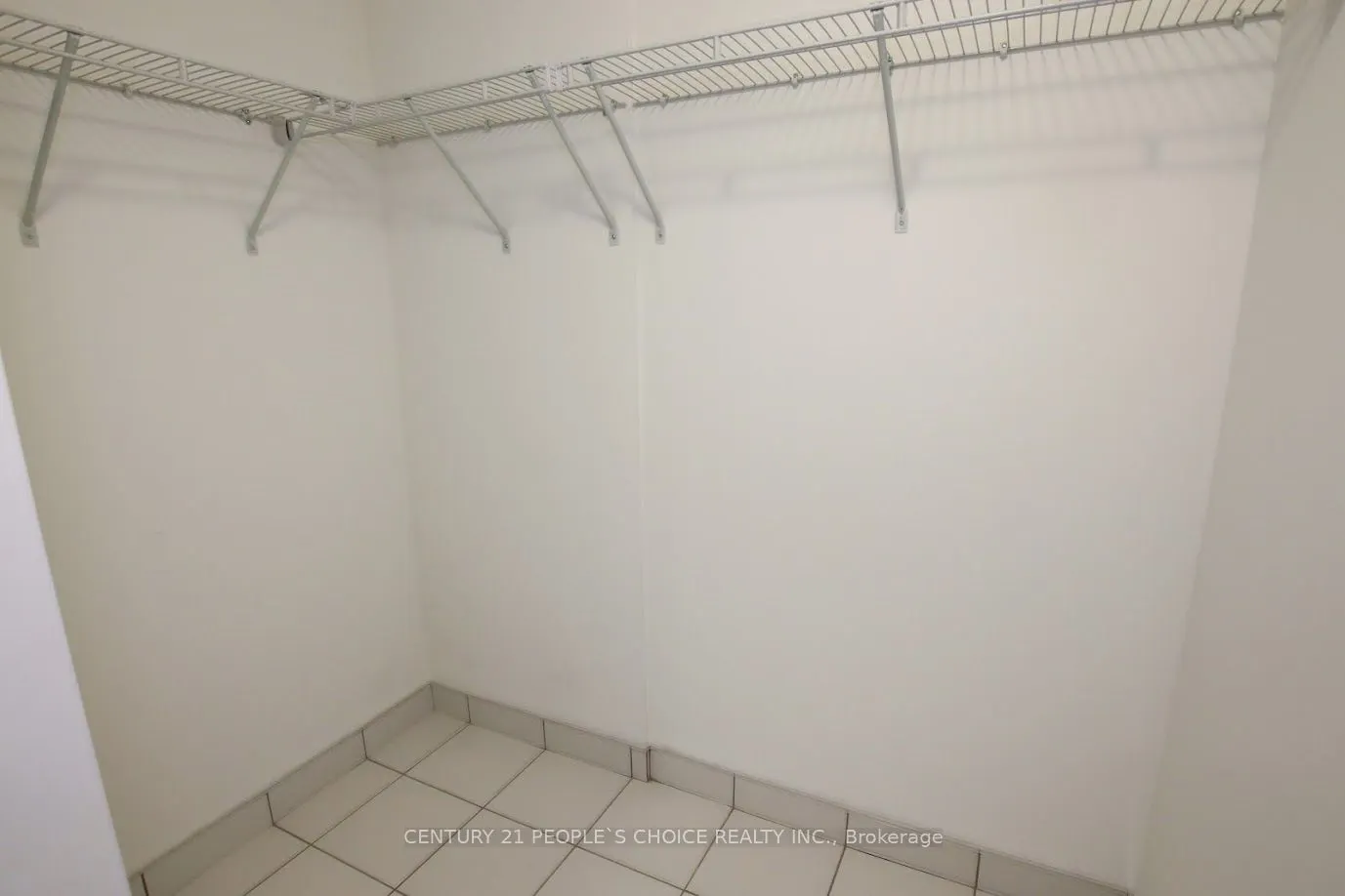 297 Oak Walk Drive #2401