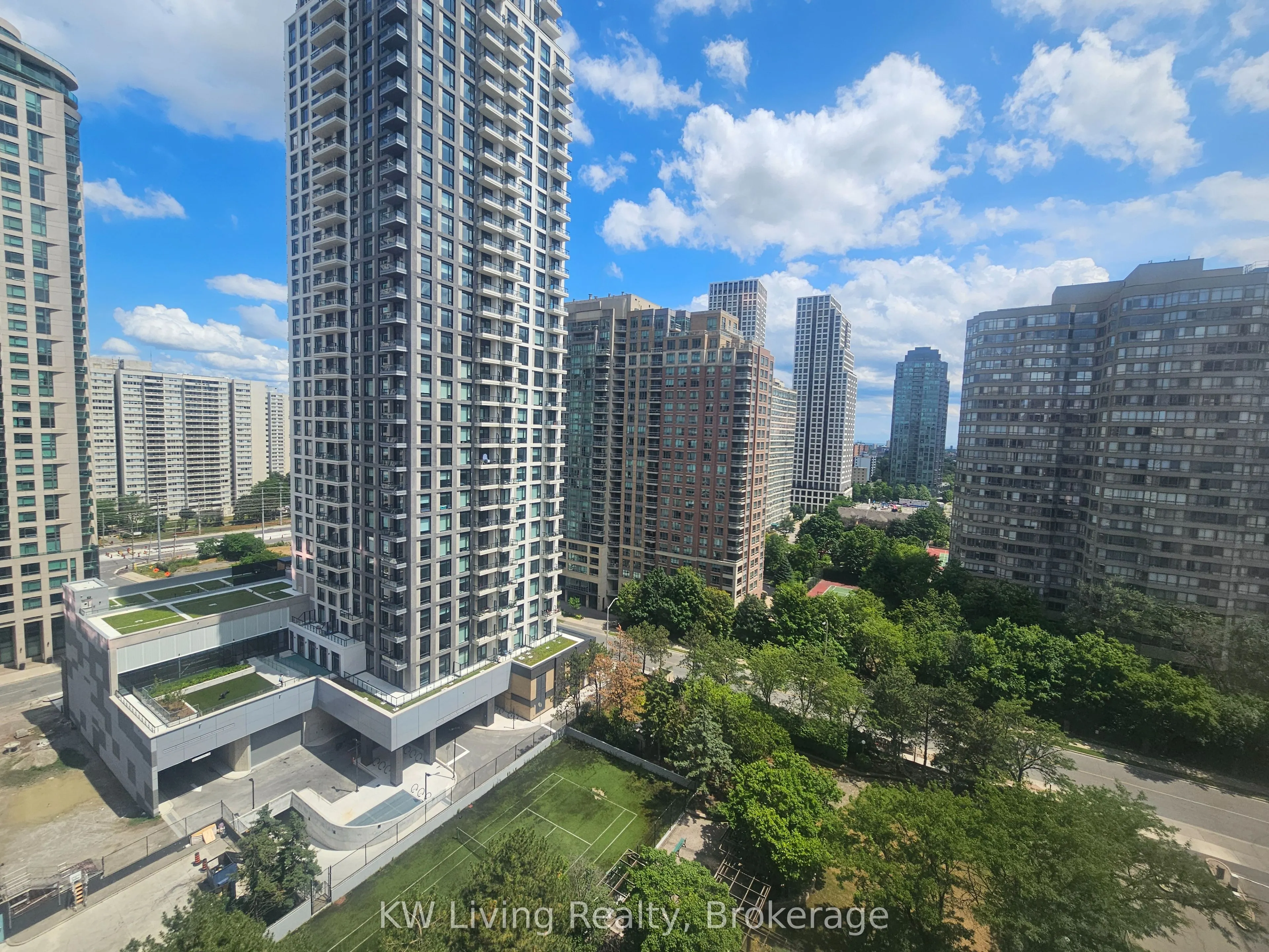 265 Enfield Place, #1502