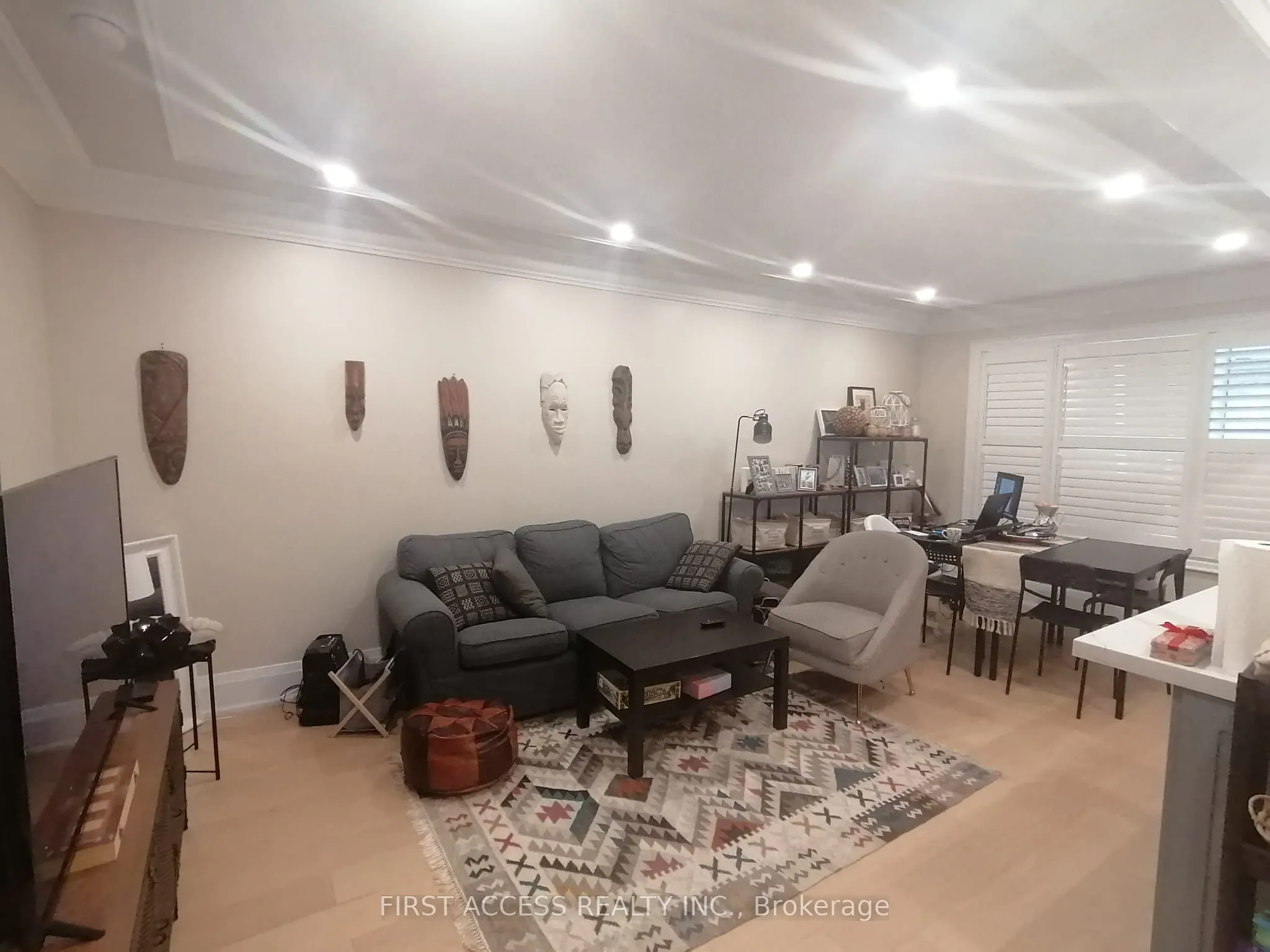 15 Chartwell Road, #Main