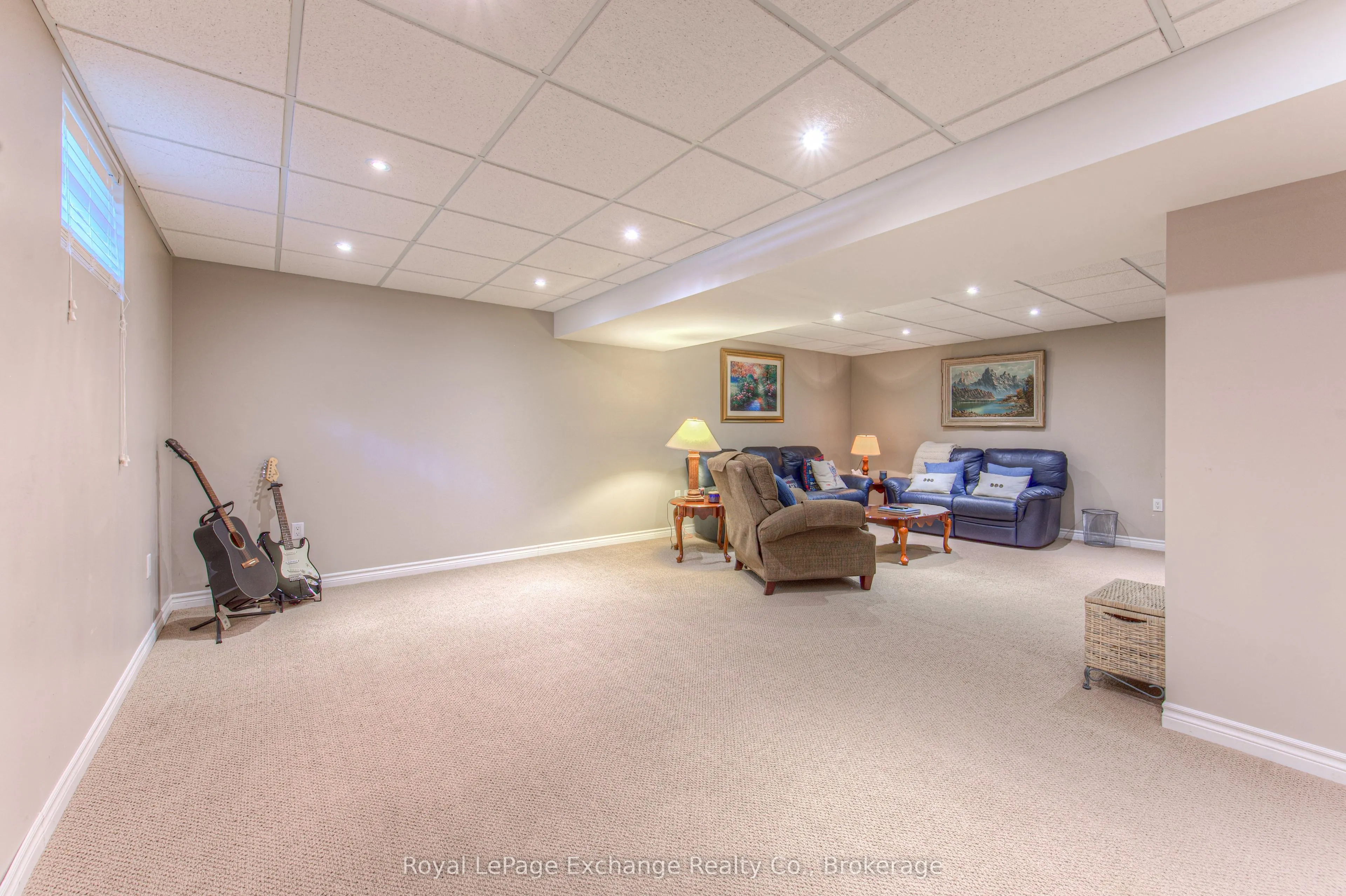 11 Salmon Way