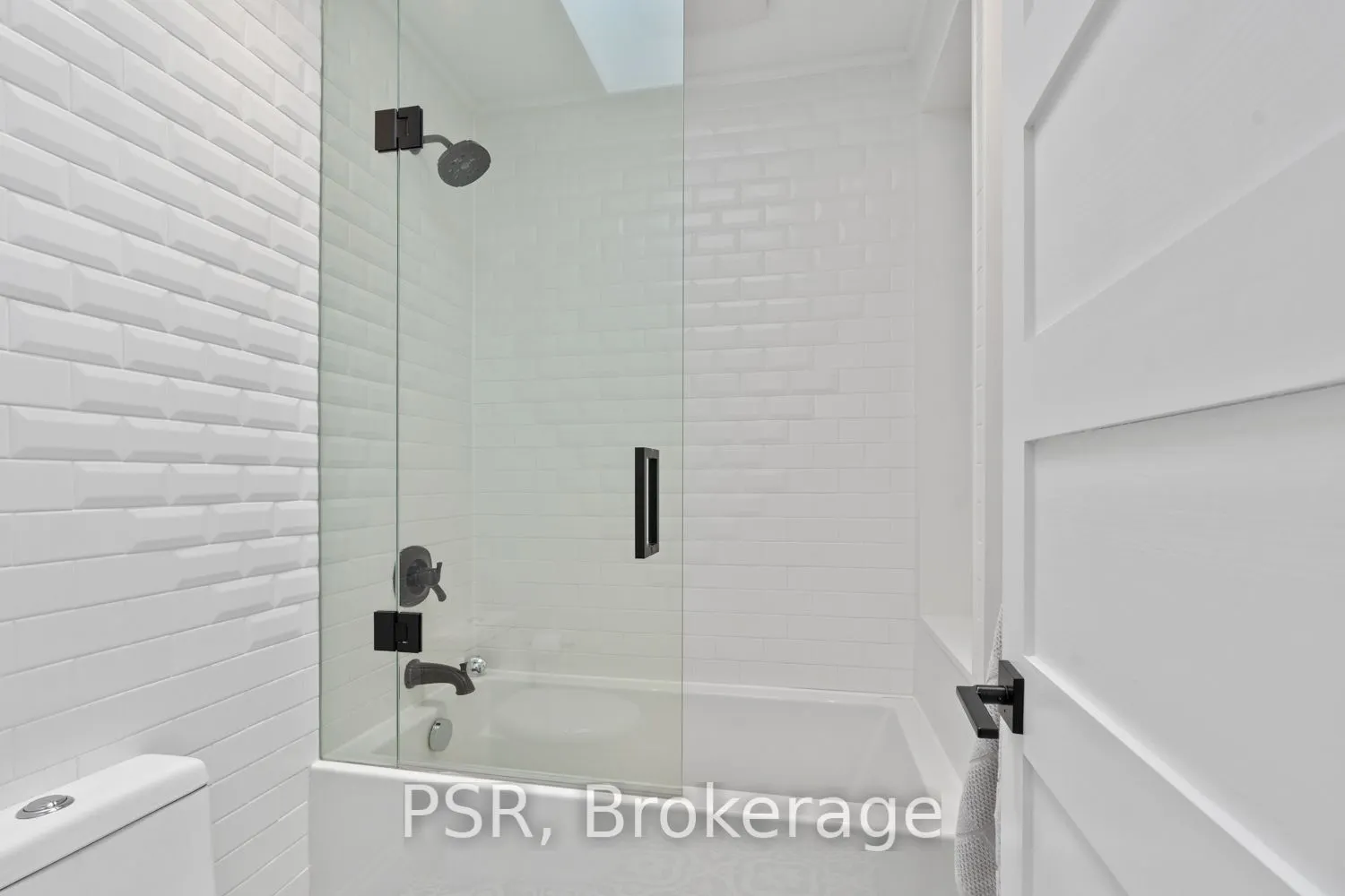 76 South Kingsway