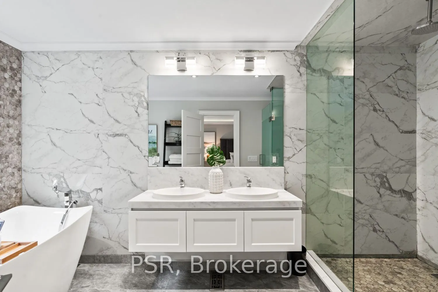 76 South Kingsway