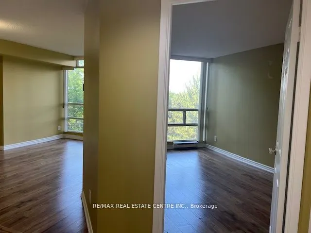 45 Kingsbridge Garden Circle, #401