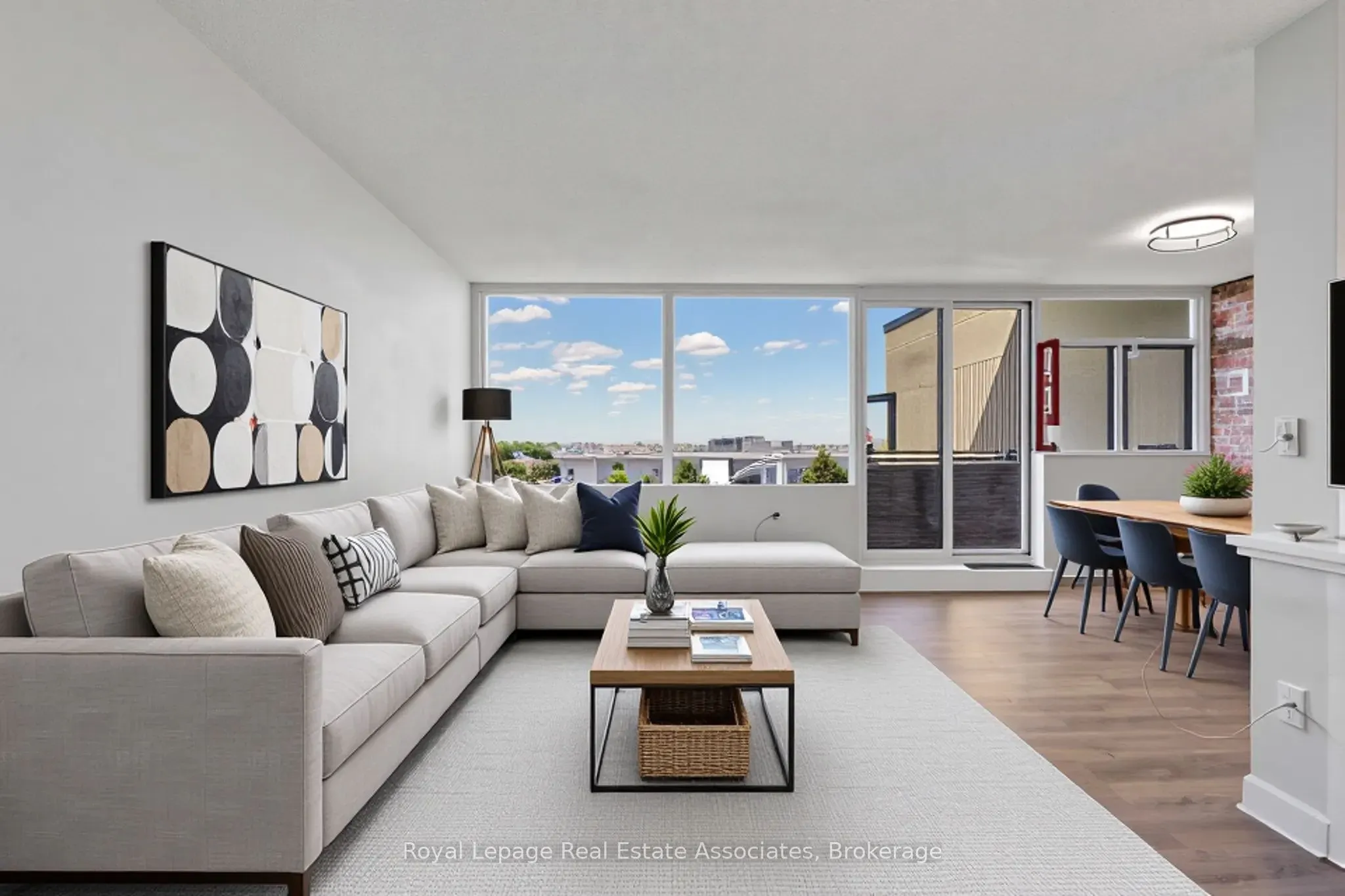 2301 Derry Road W, #1004