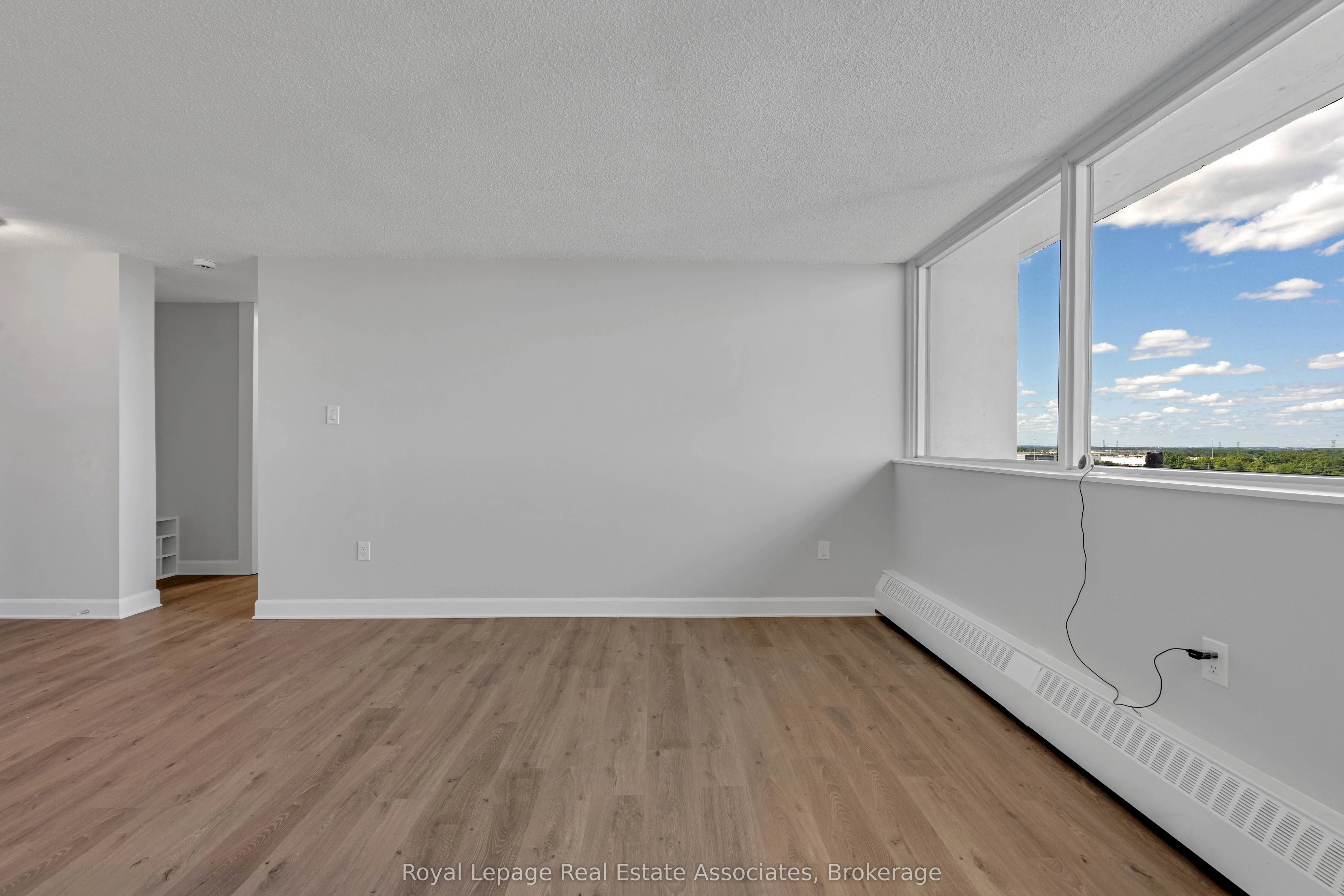 2301 Derry Road W, #1004