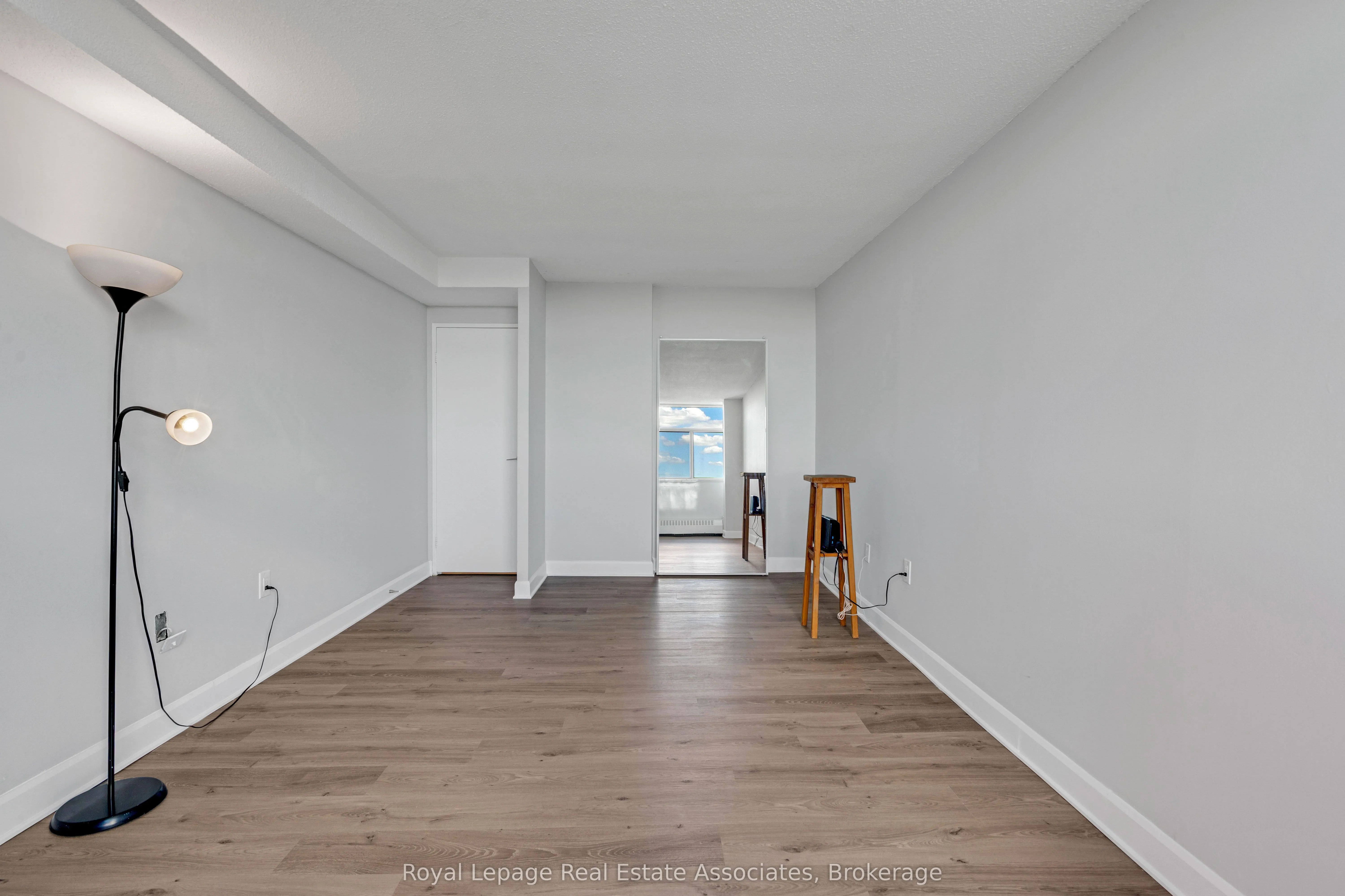 2301 Derry Road W, #1004
