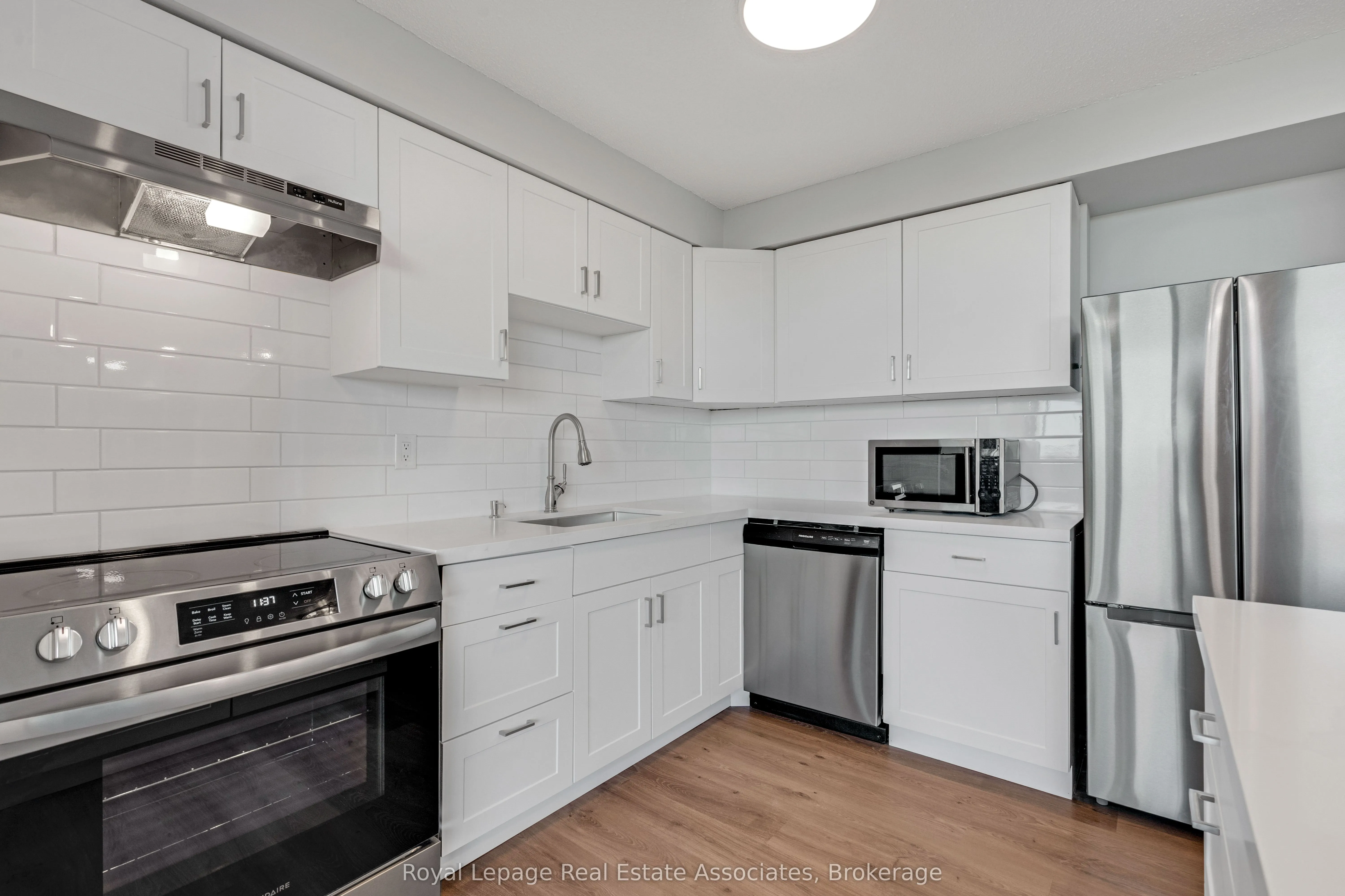 2301 Derry Road W, #1004