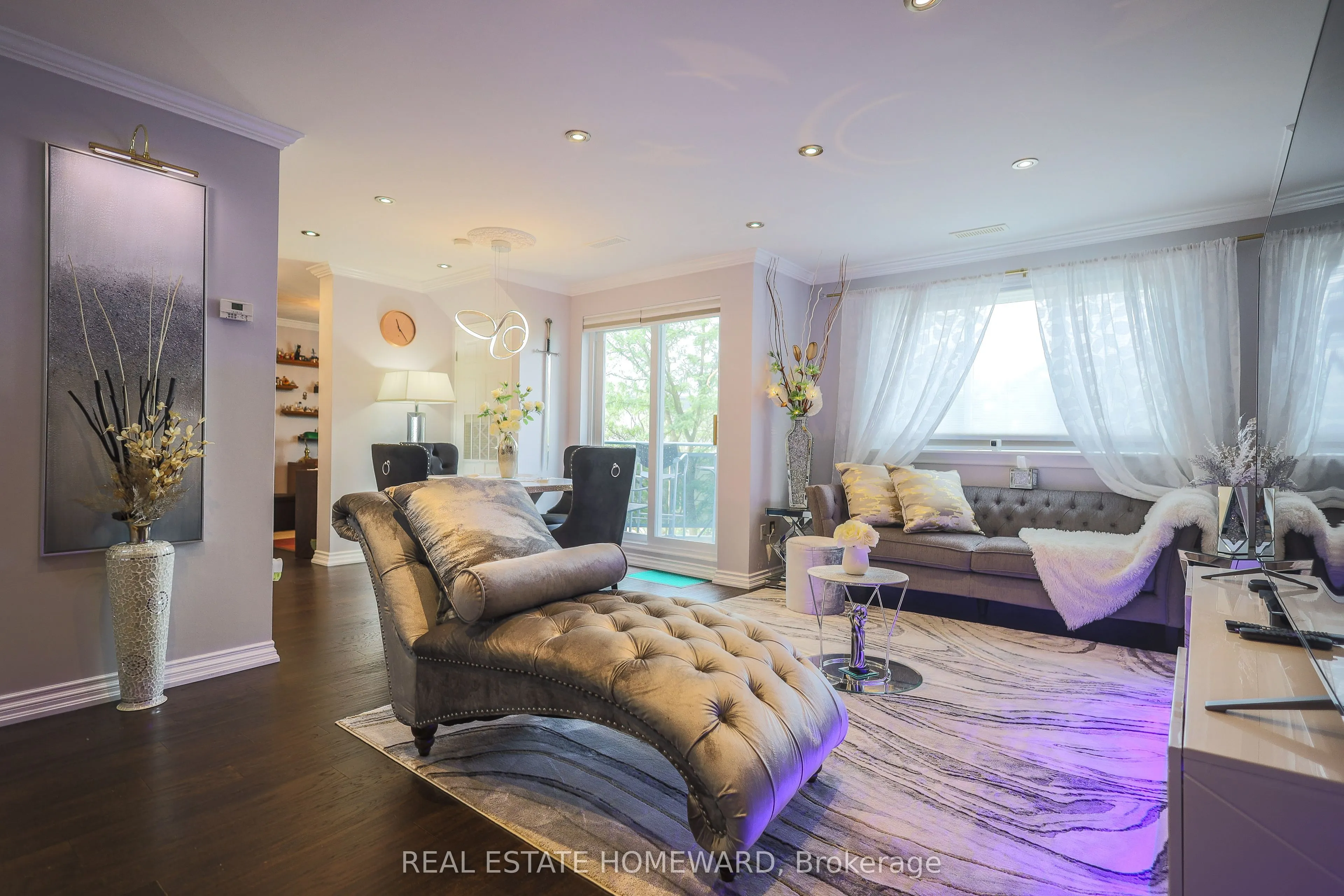 2001 Bonnymede Drive, #5