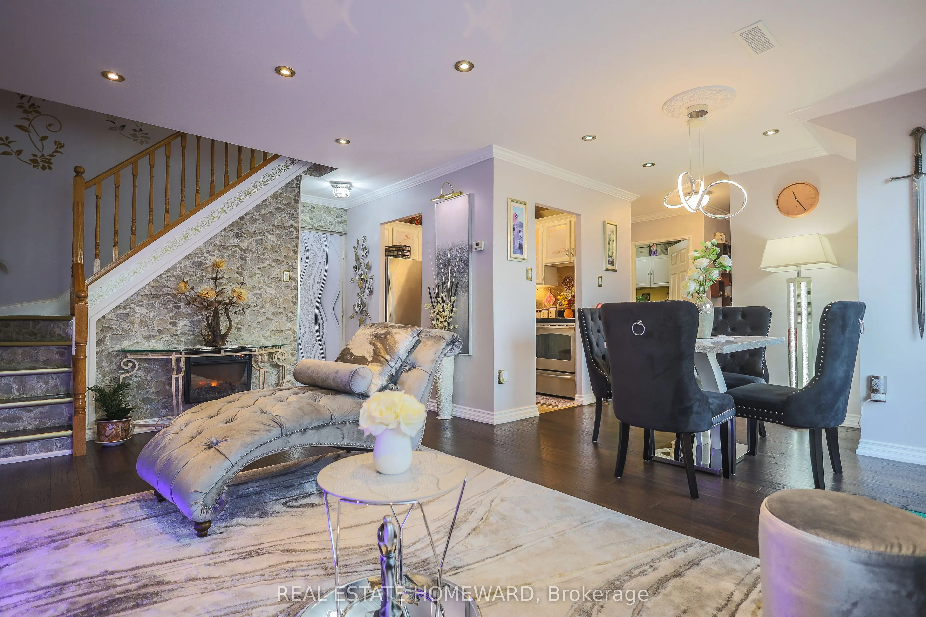 2001 Bonnymede Drive, #5