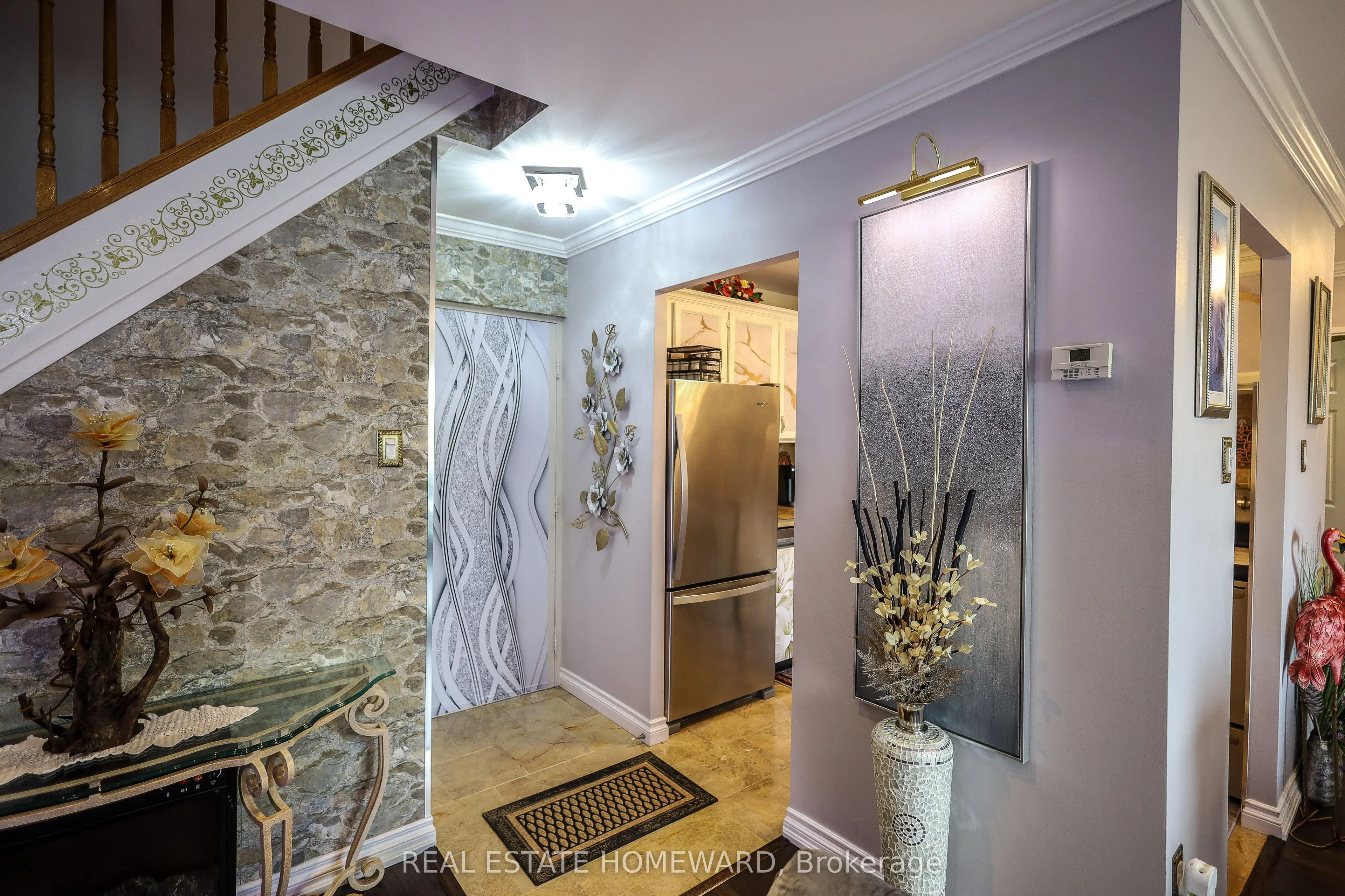2001 Bonnymede Drive, #5